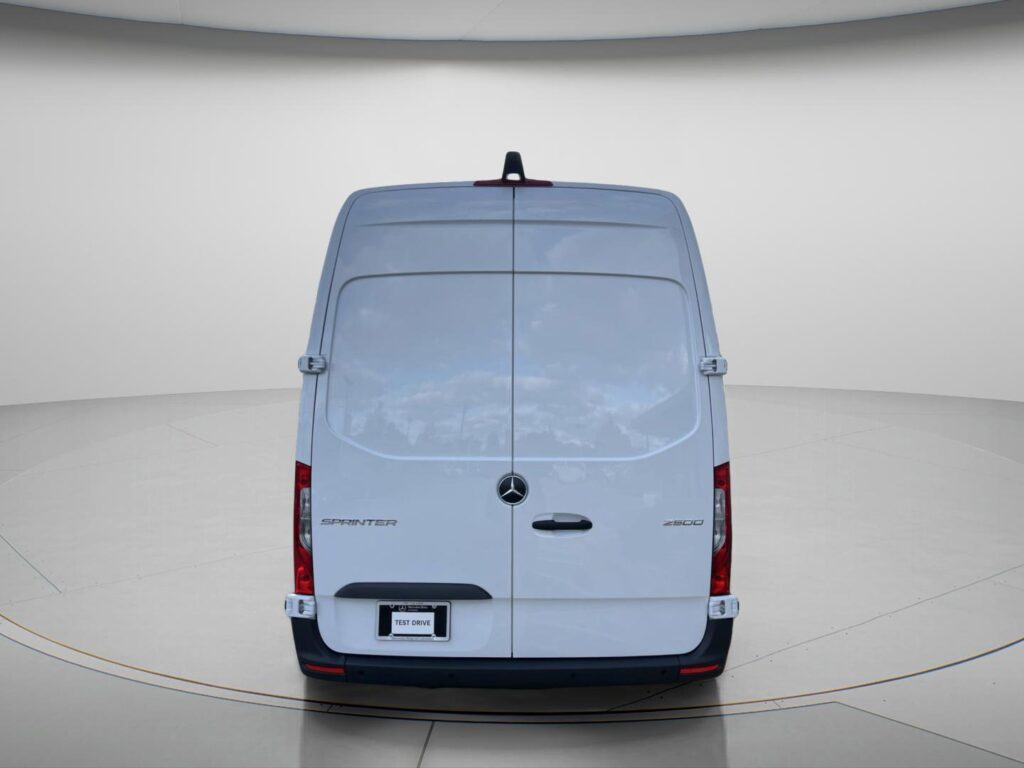2025 Mercedes-Benz Sprinter Cargo Van 2500