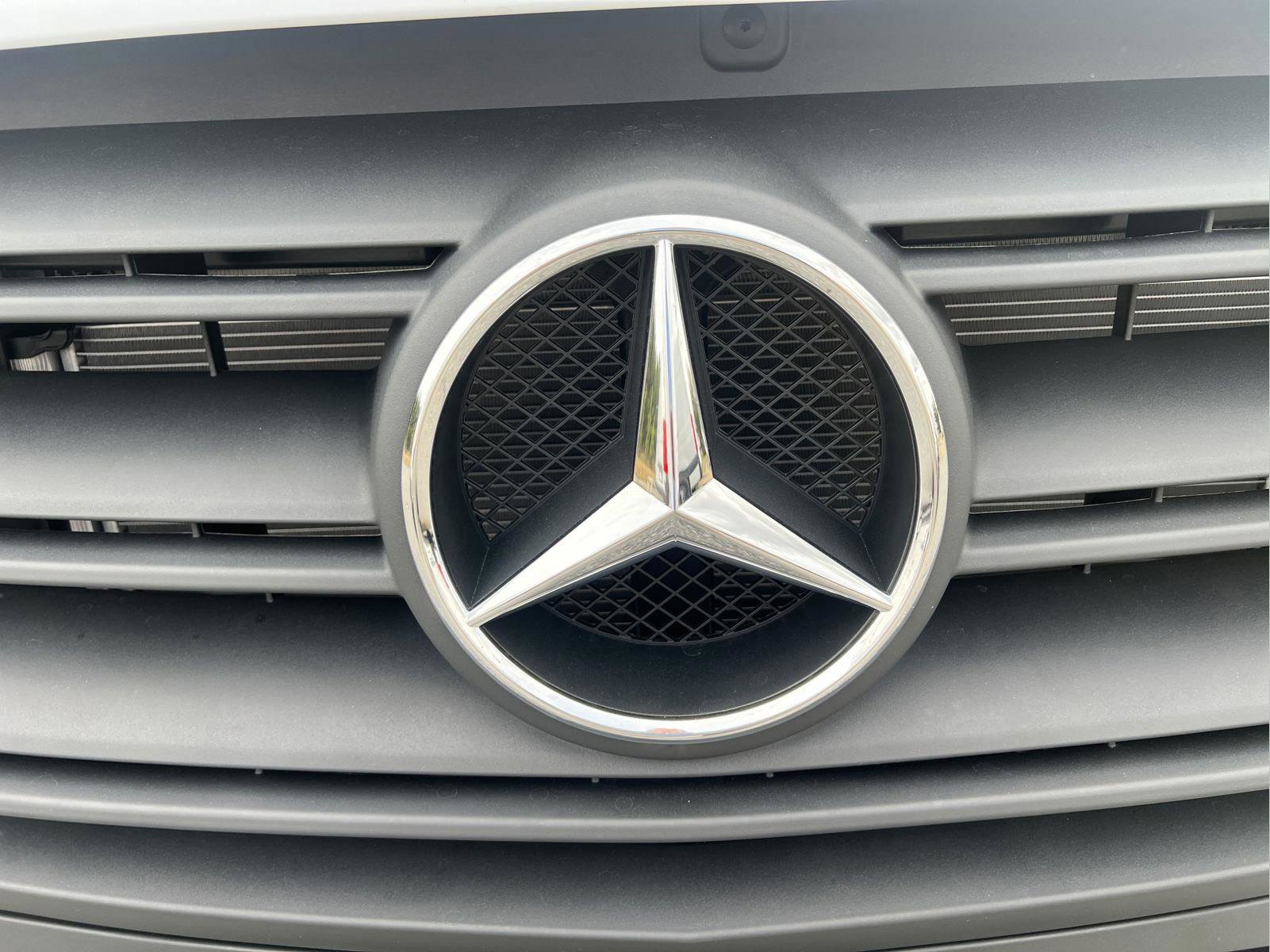 2025 Mercedes-Benz Sprinter Cargo Van 2500