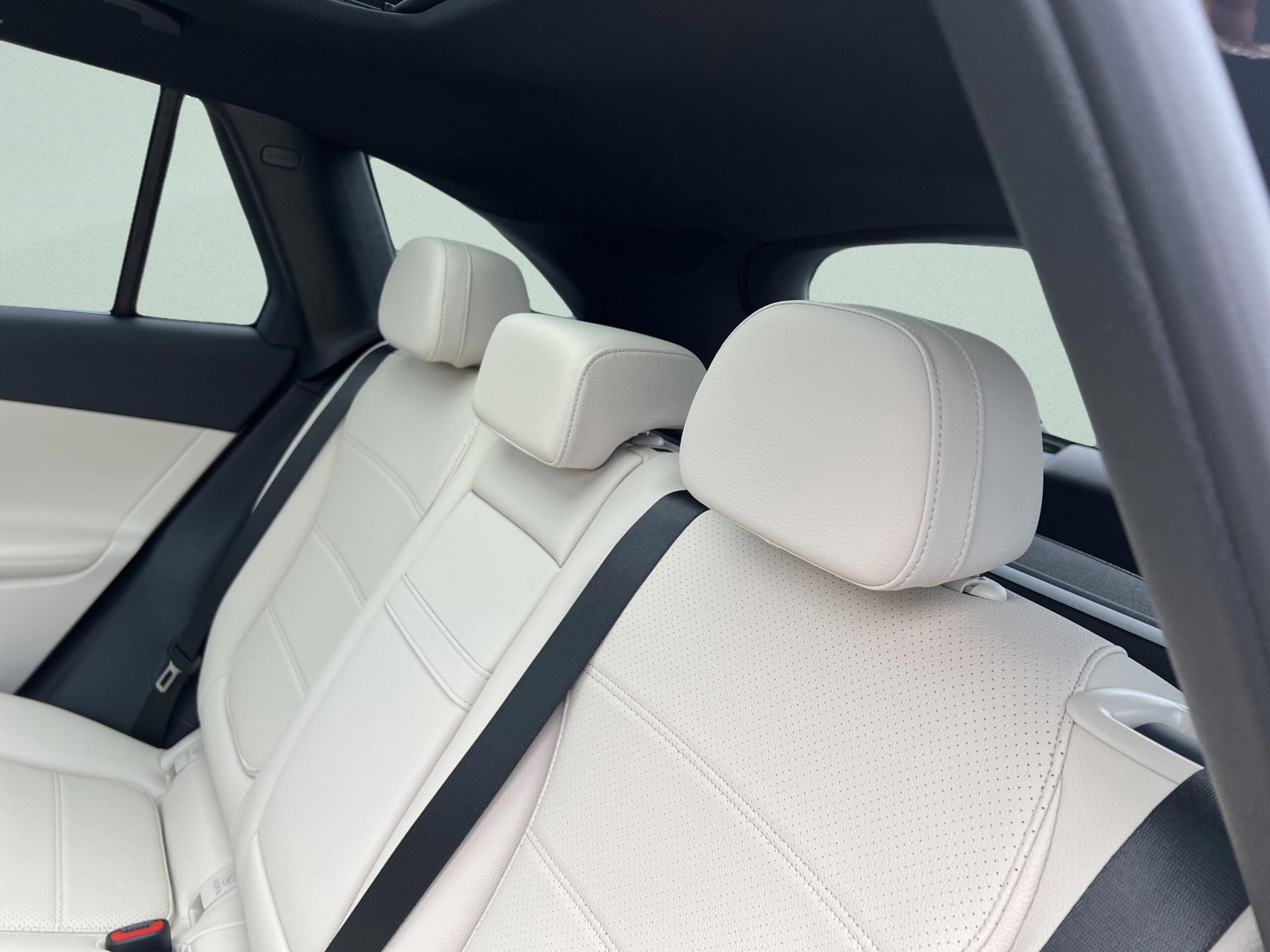 2025 Mercedes-Benz GLC GLC 300