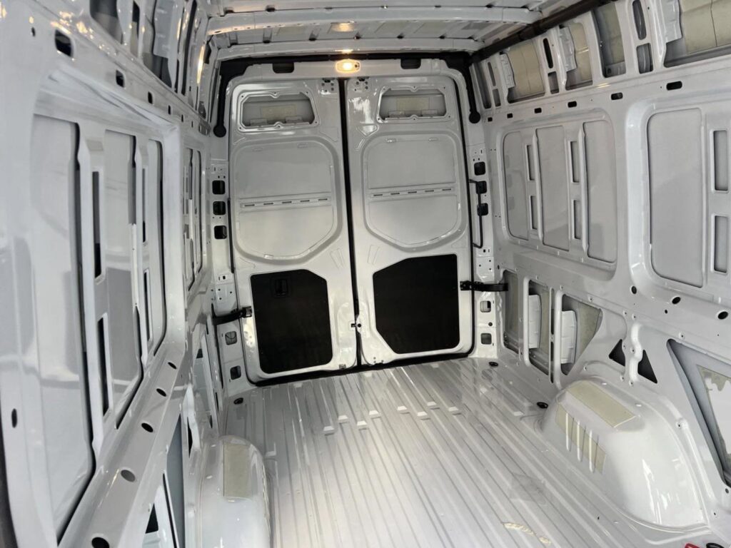 2025 Mercedes-Benz Sprinter Cargo Van 2500