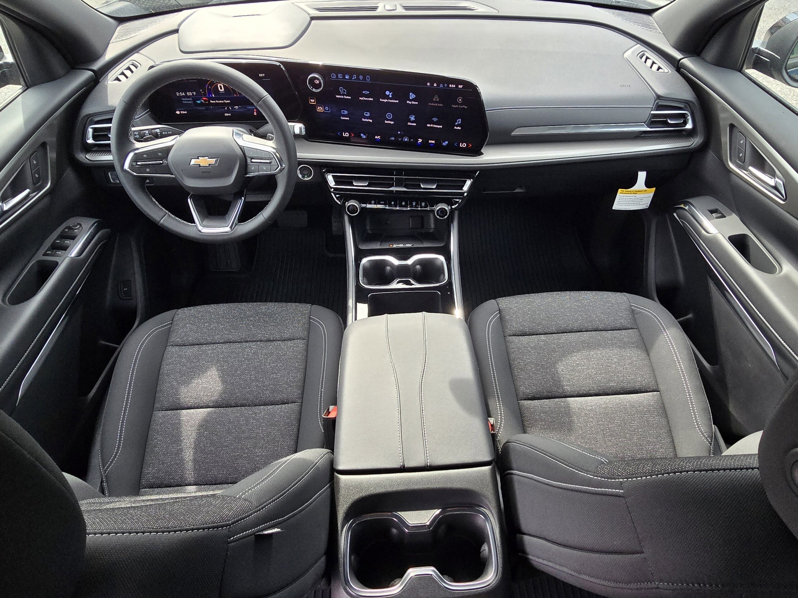2026 Chevrolet Traverse FWD LT