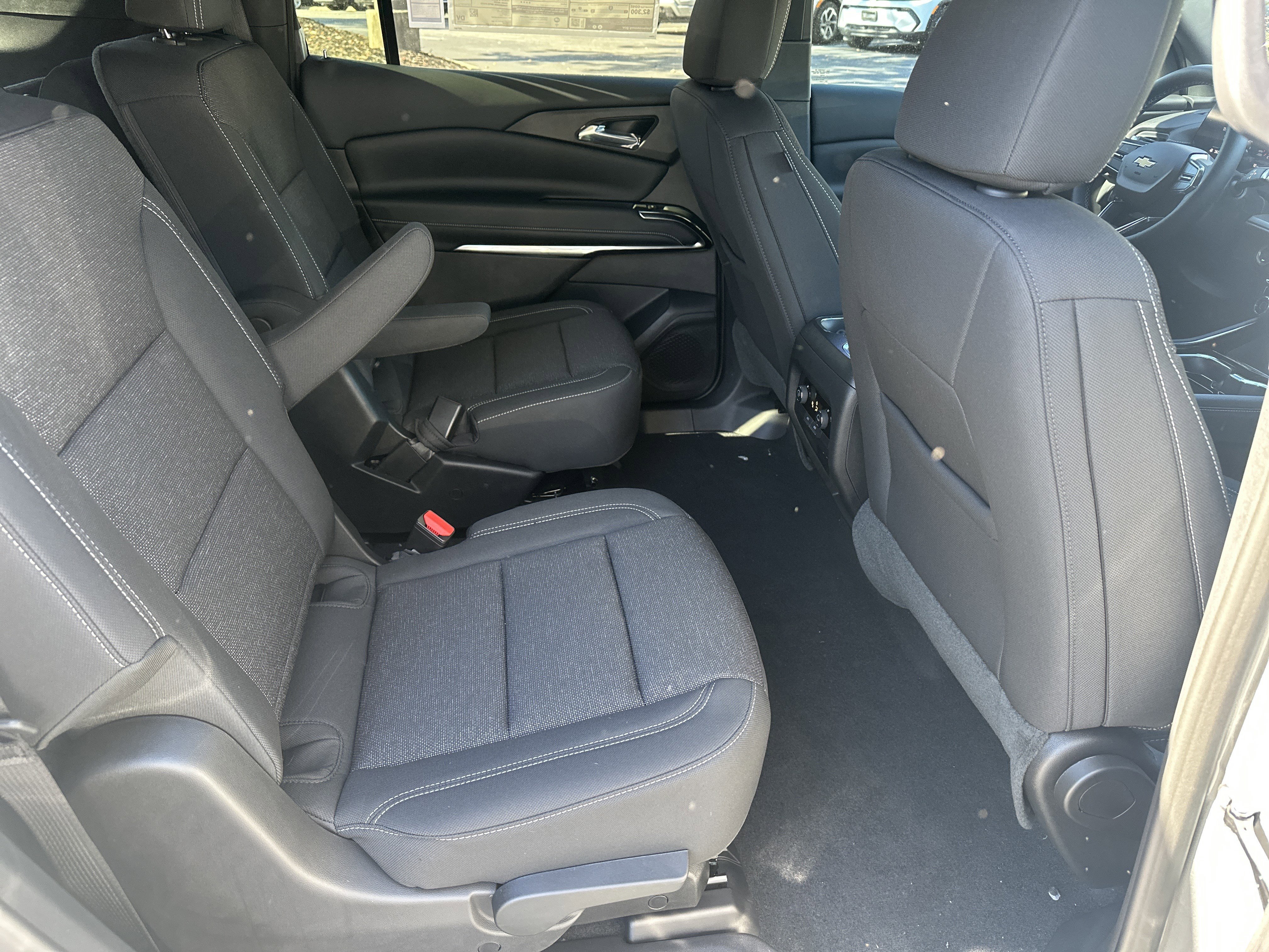2025 Chevrolet Traverse FWD LT