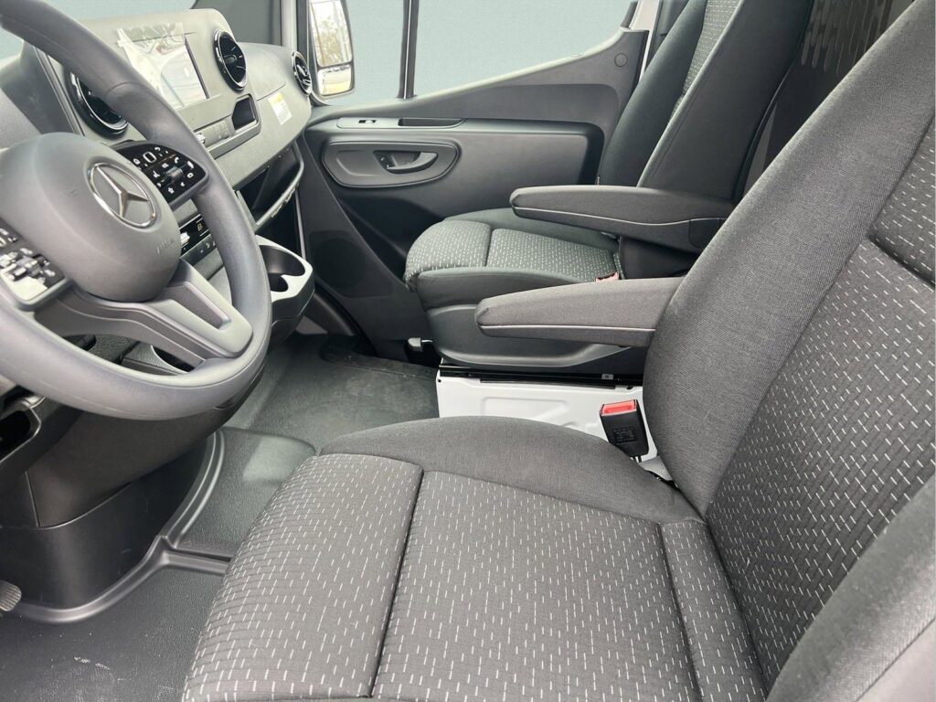 2024 Mercedes-Benz Sprinter Cargo Van 2500