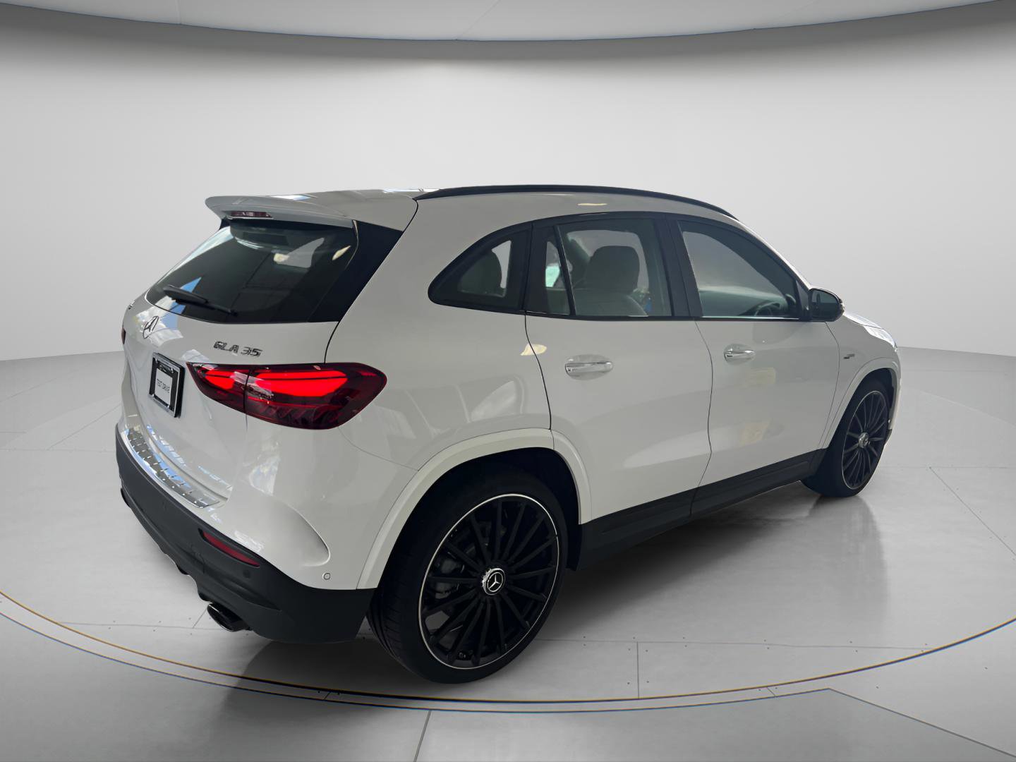 2025 Mercedes-Benz GLA AMG GLA 35