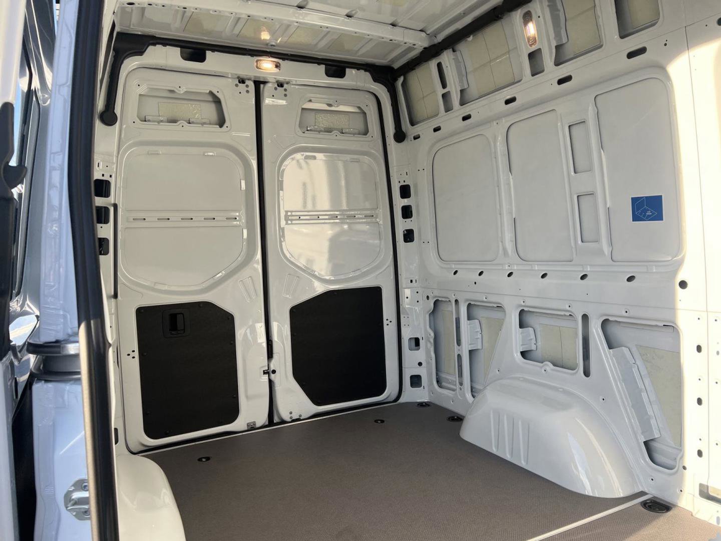 2025 Mercedes-Benz Sprinter Cargo Van 2500