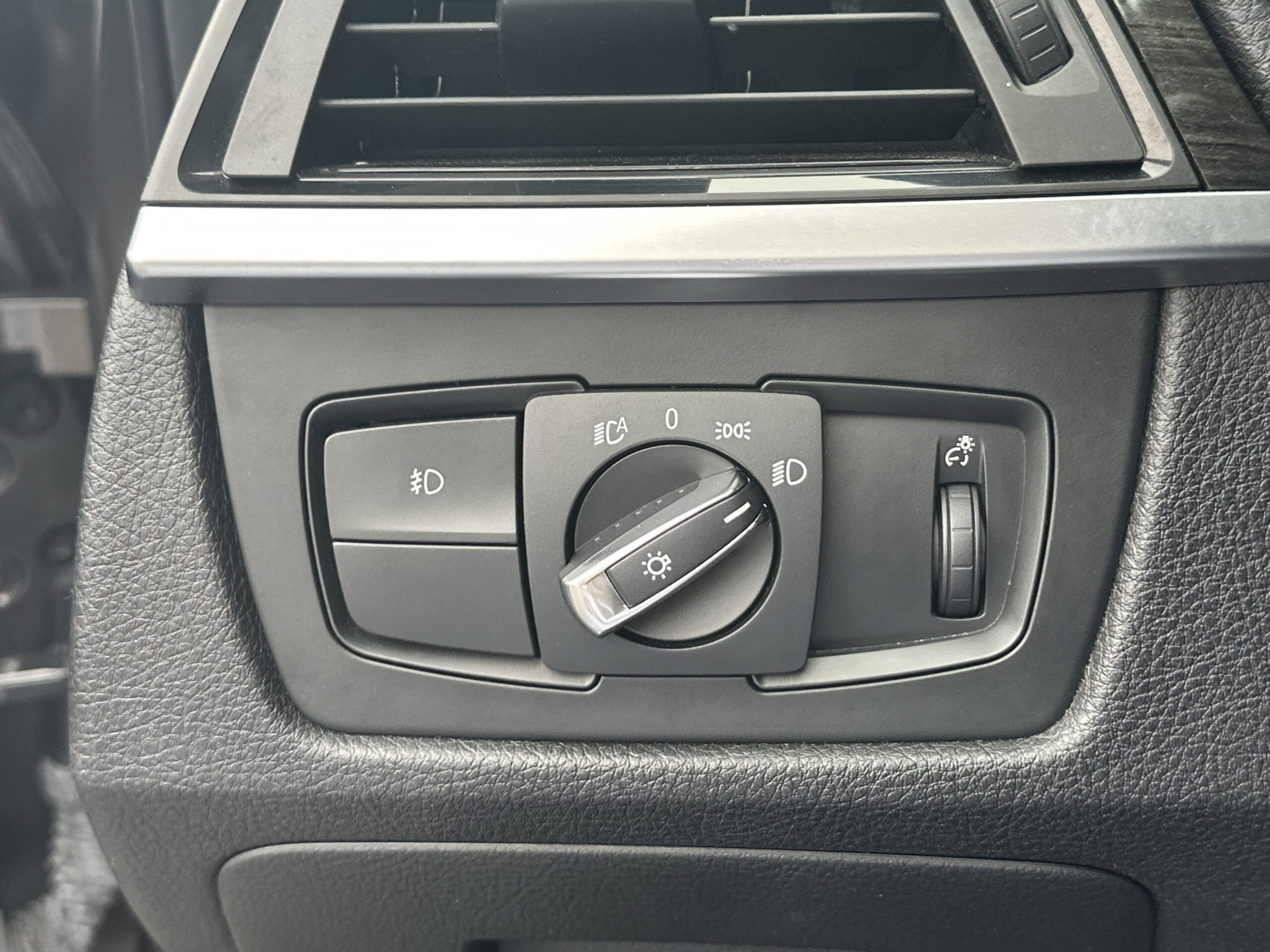 2013 BMW 3 Series 328i