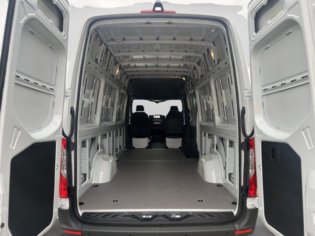 2025 Mercedes-Benz Sprinter Cargo Van 2500