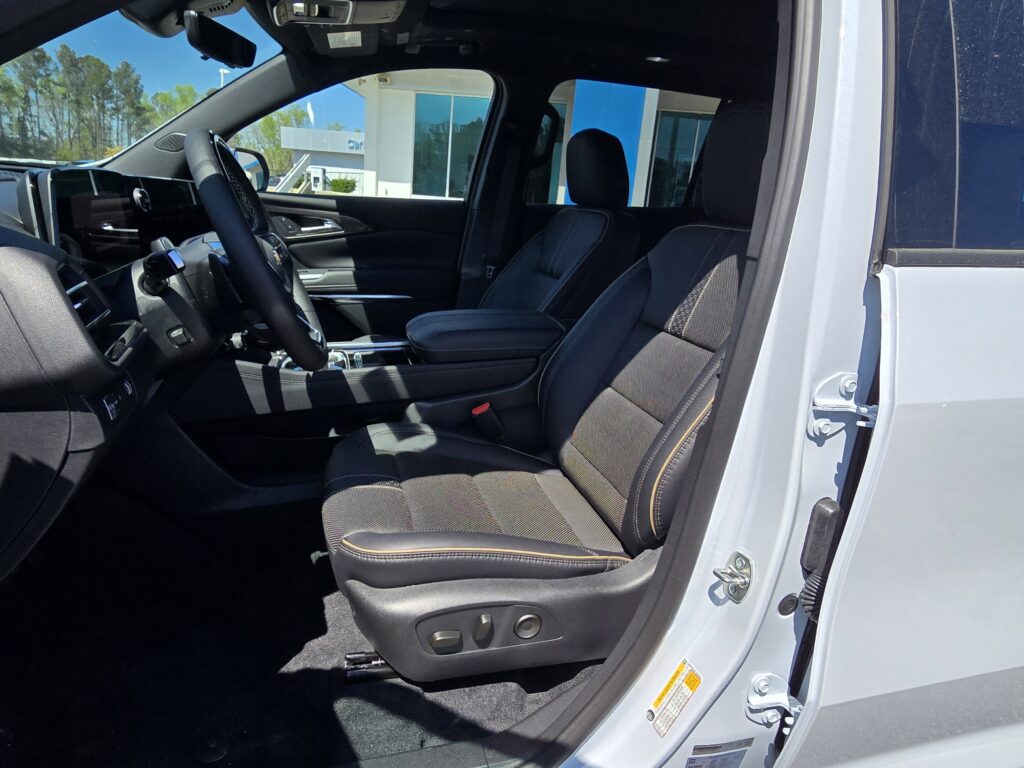 2026 Chevrolet Traverse FWD High Country