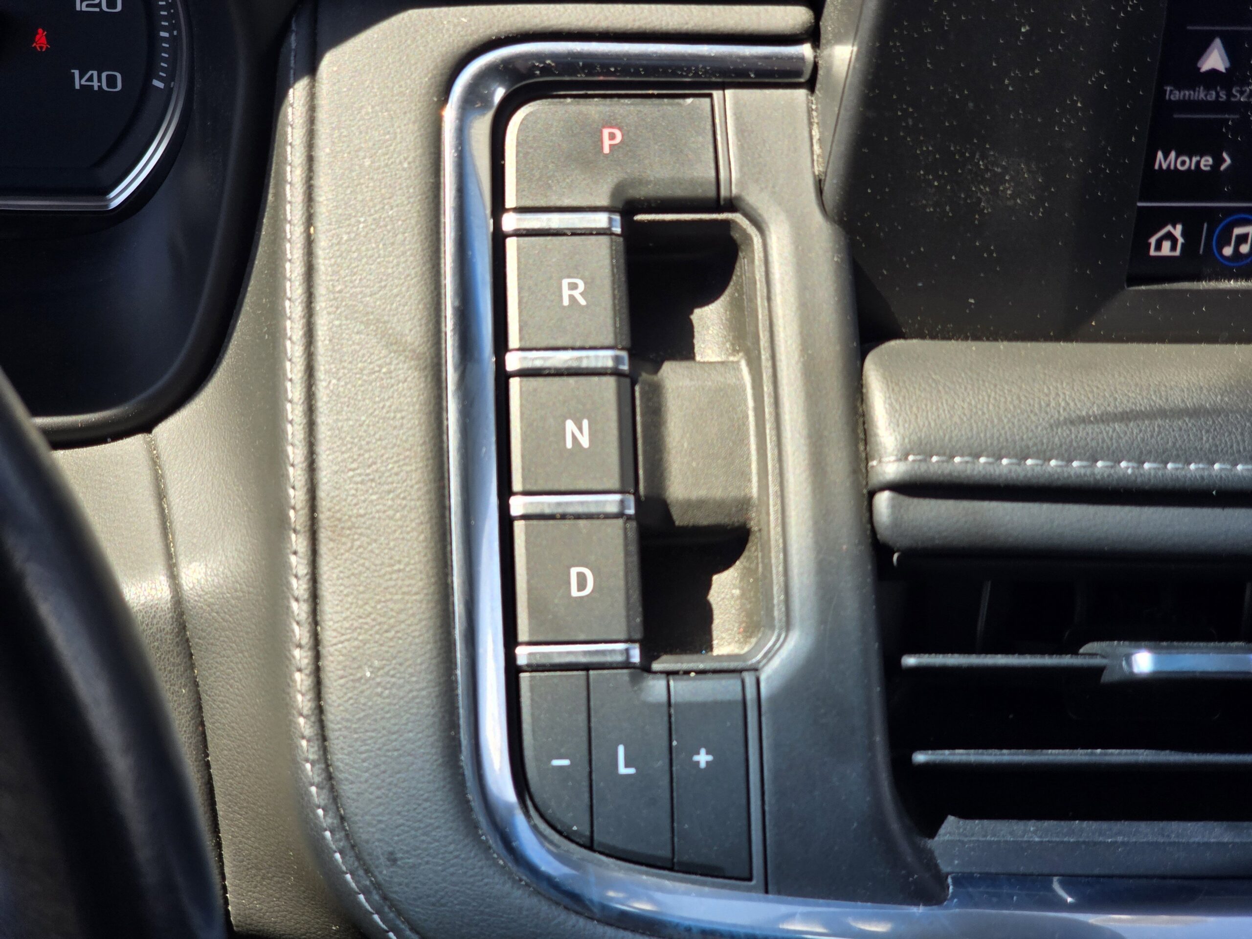 2022 Chevrolet Tahoe LS