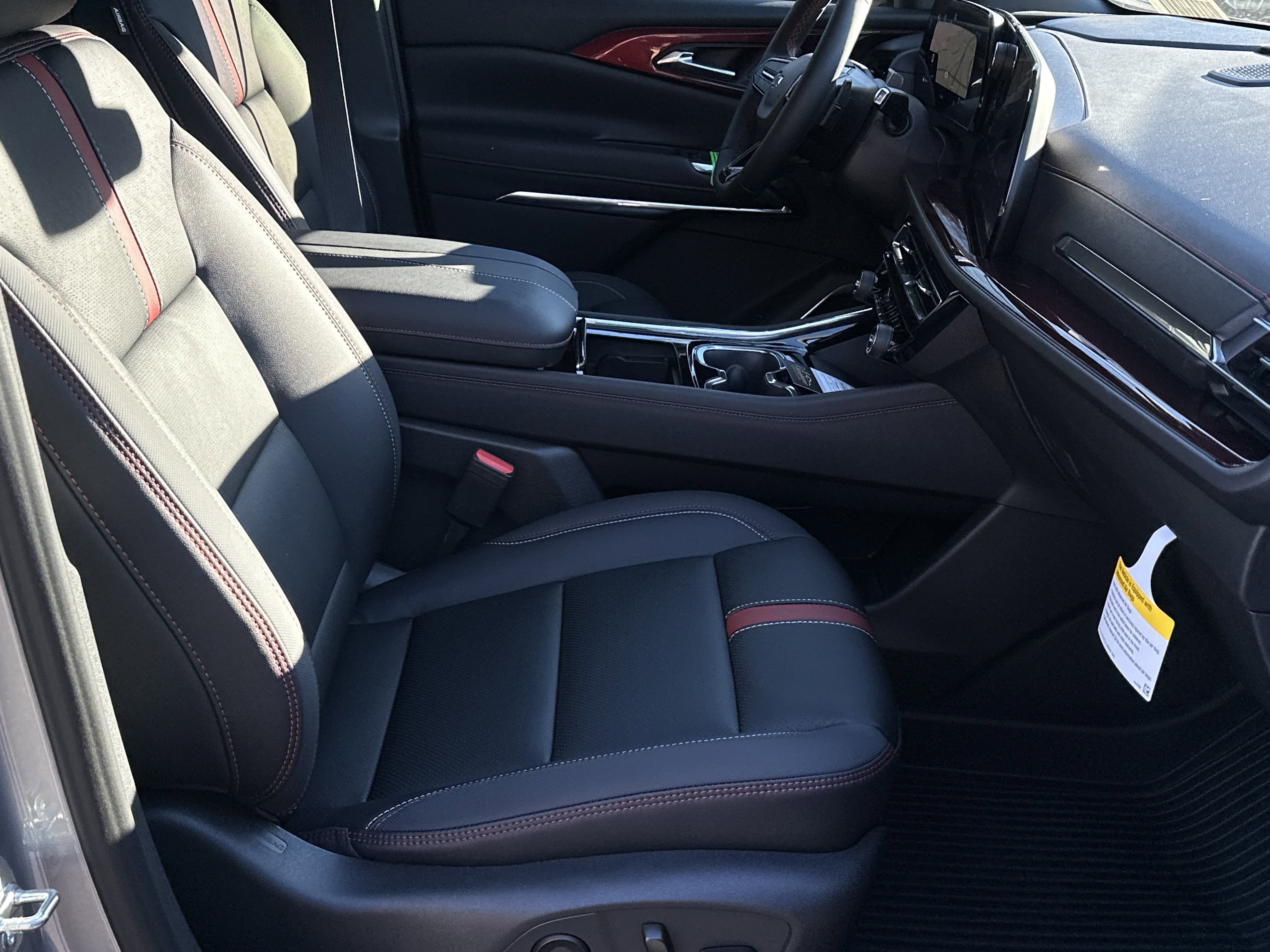2026 Chevrolet Traverse FWD RS