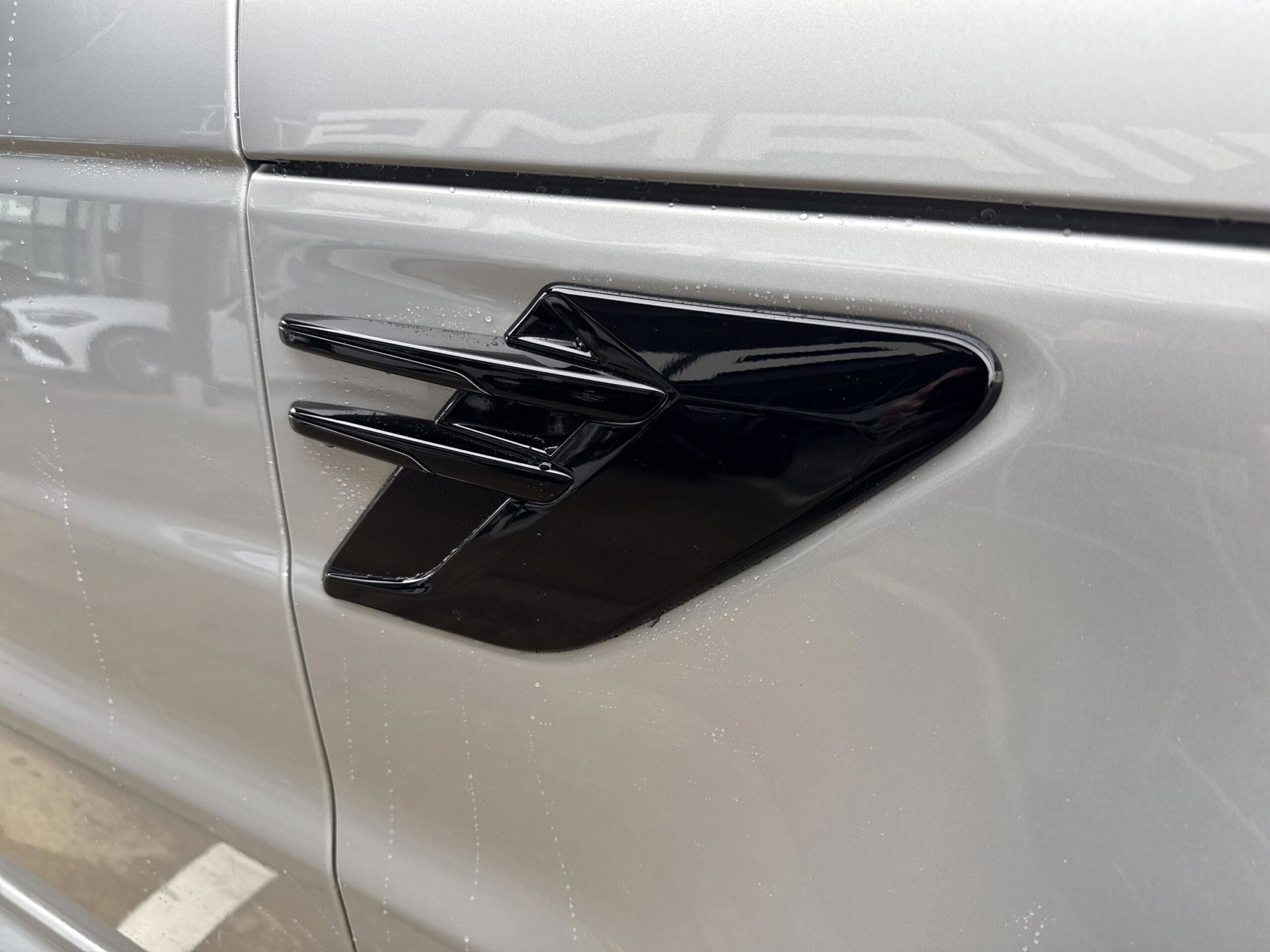 2021 Land Rover Range Rover Sport SVR