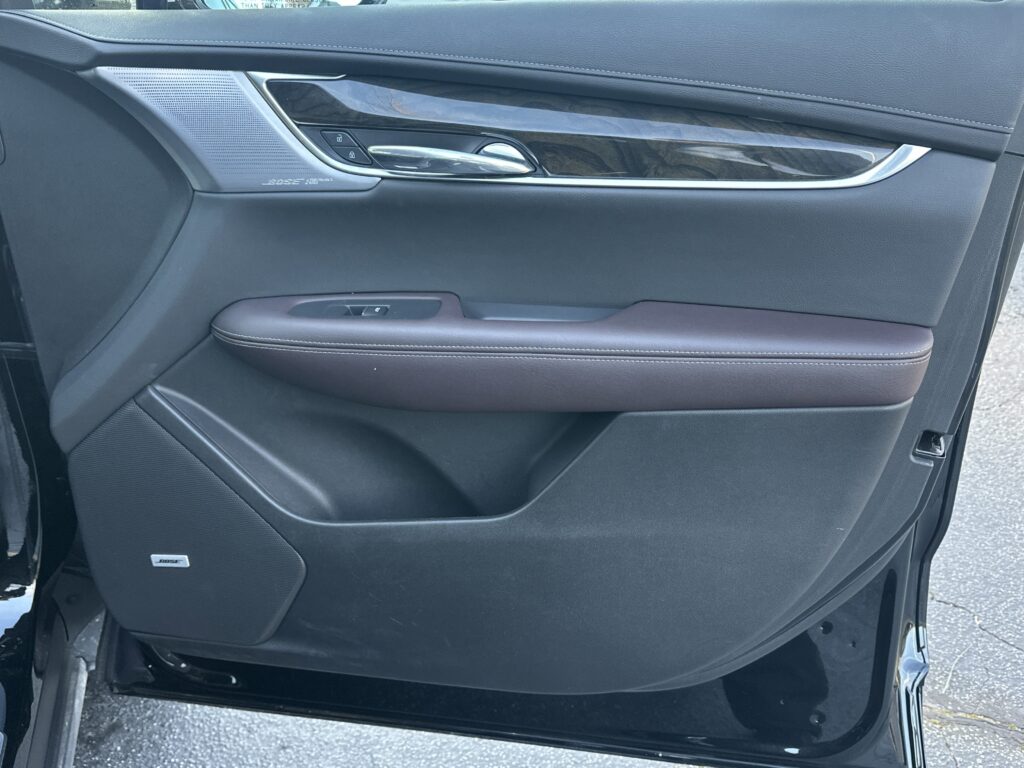 2023 Cadillac XT6 FWD Premium Luxury
