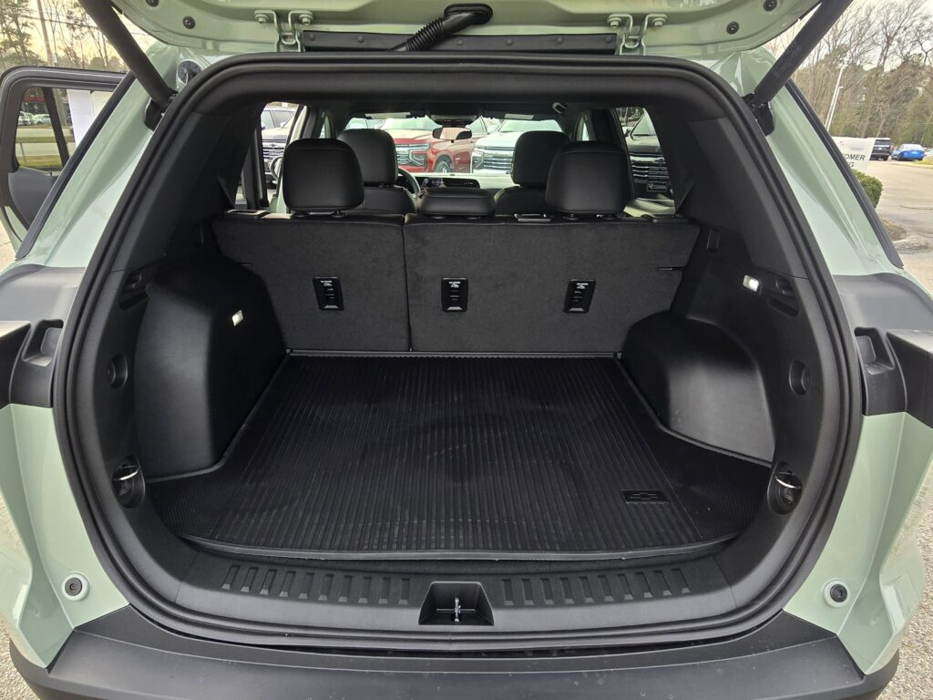 2026 Chevrolet Equinox FWD LT