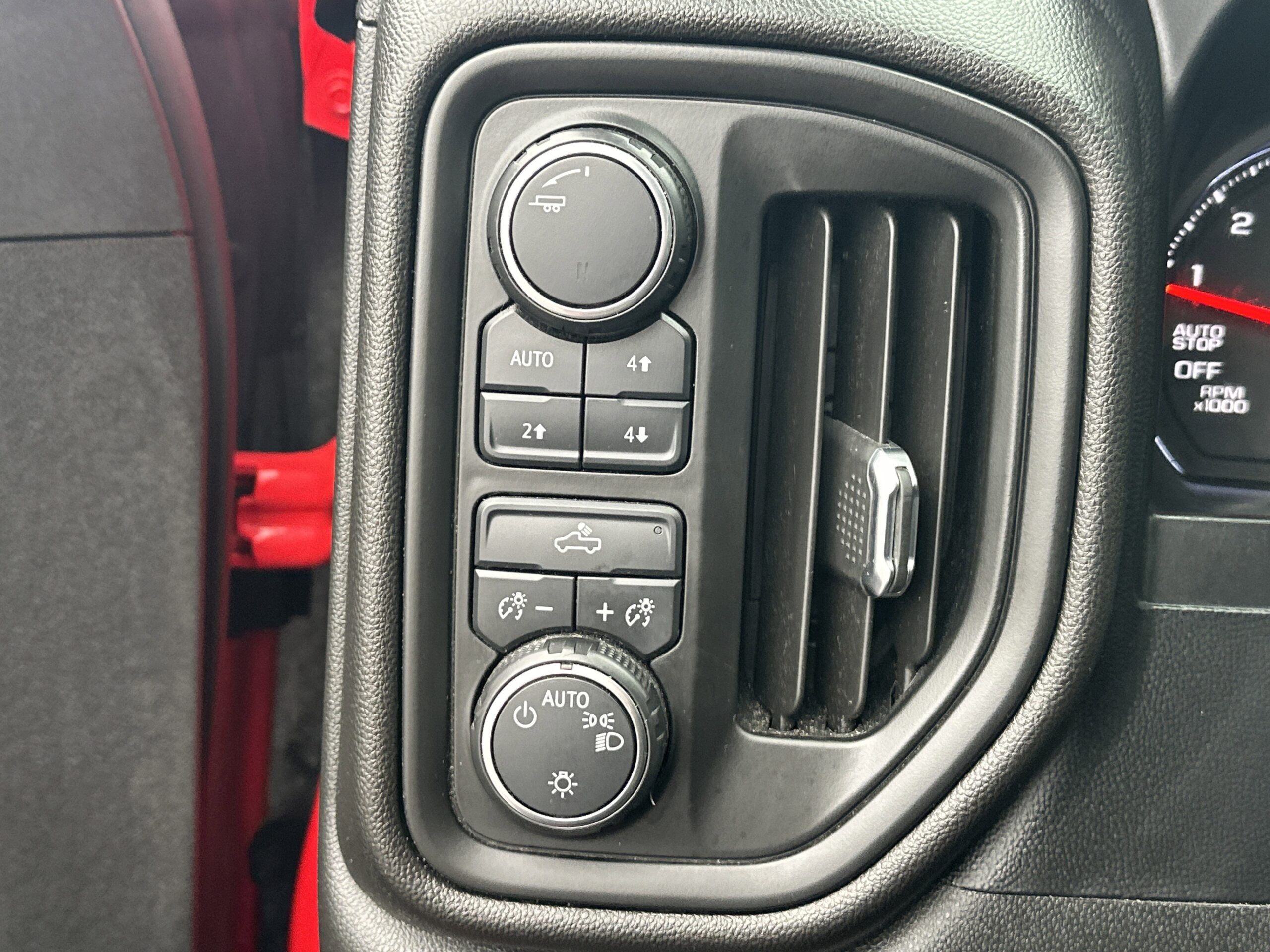 2021 Chevrolet Silverado 1500 Custom Trail Boss