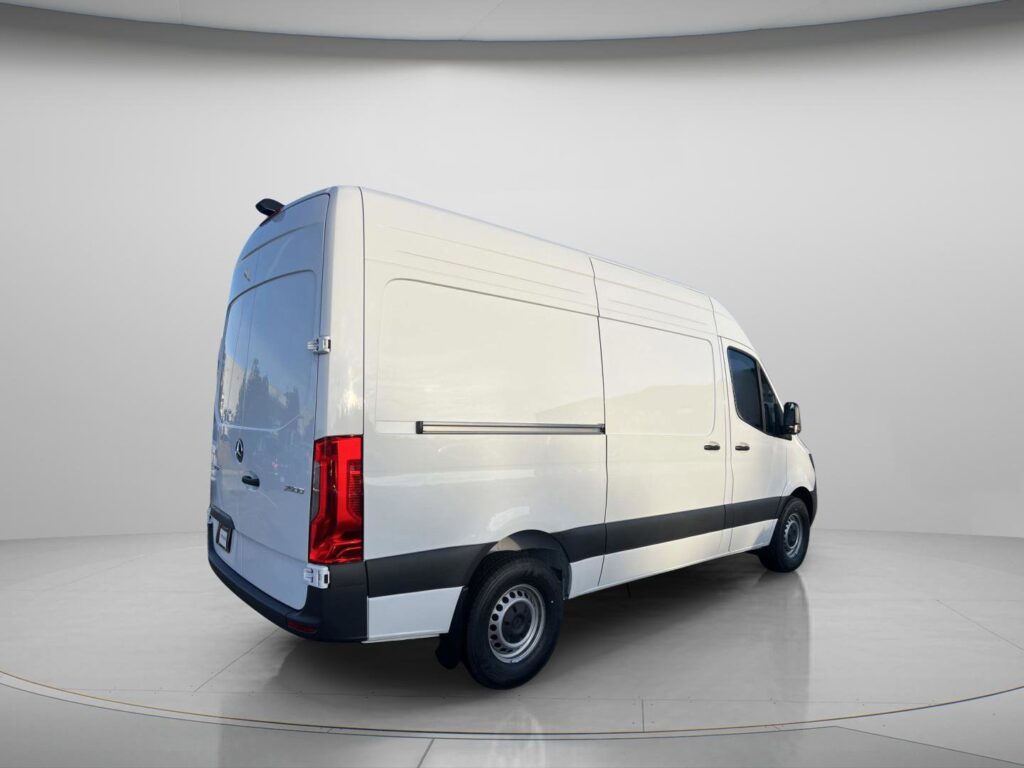 2025 Mercedes-Benz Sprinter Cargo Van 2500