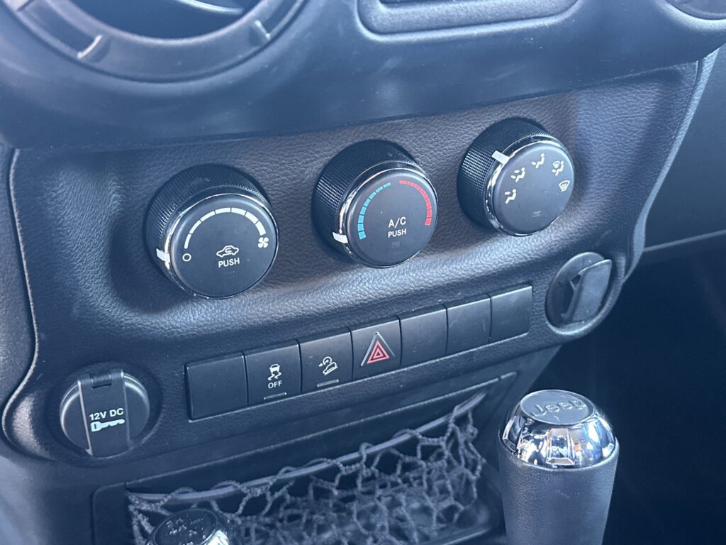 2016 Jeep Wrangler Sport