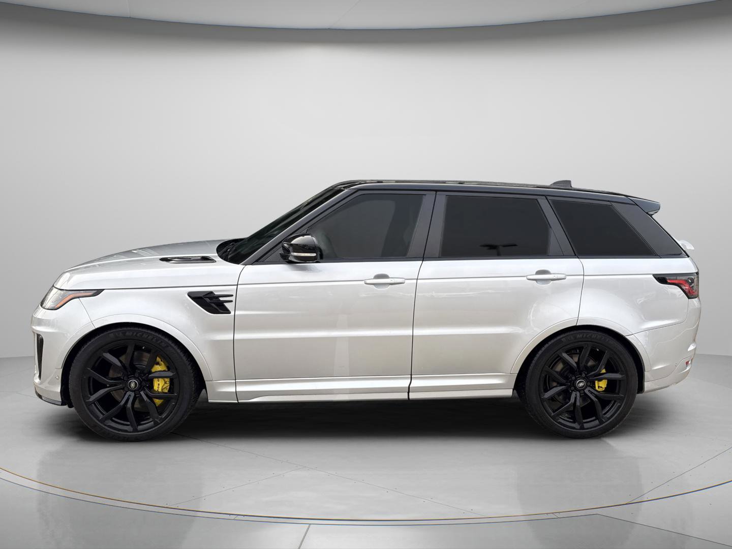 2021 Land Rover Range Rover Sport SVR
