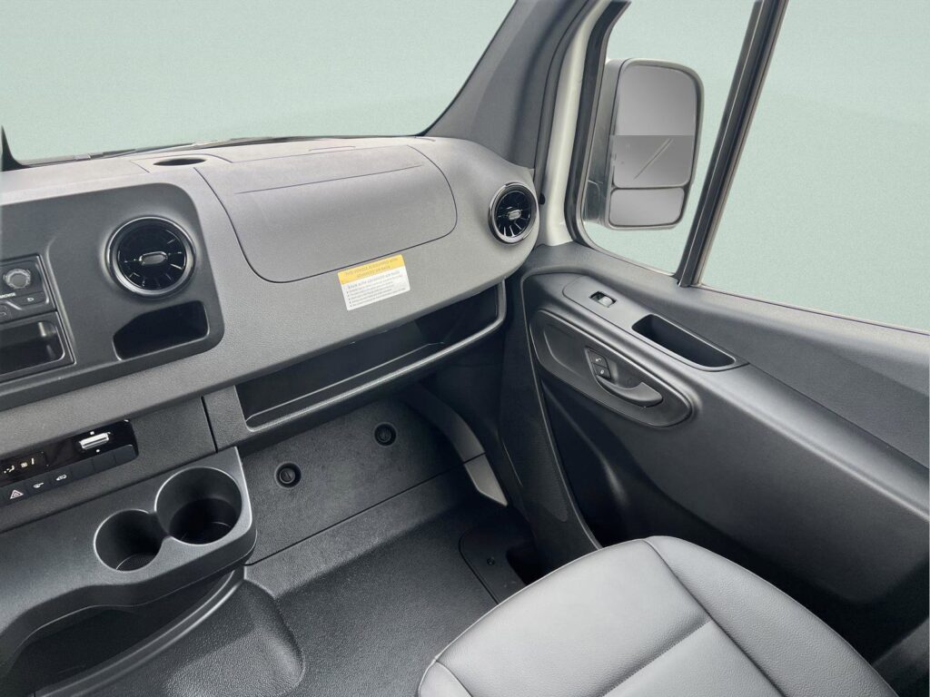 2025 Mercedes-Benz Sprinter Cargo Van 2500