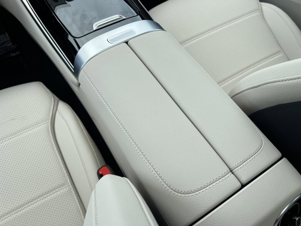 2025 Mercedes-Benz GLC GLC 300