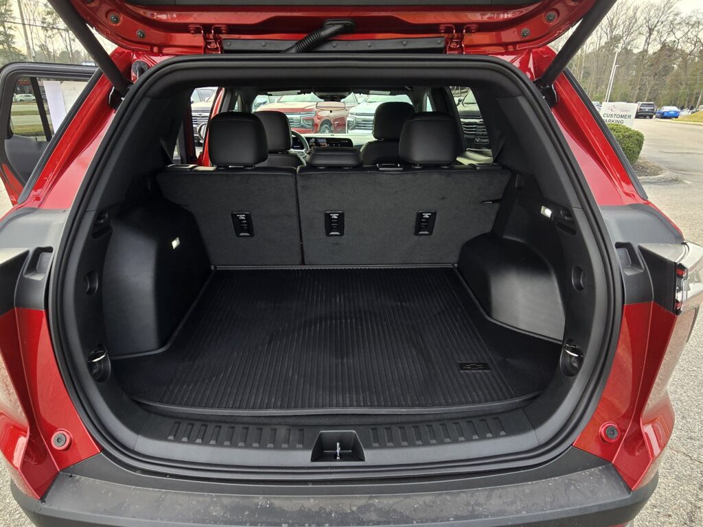 2026 Chevrolet Equinox FWD LT