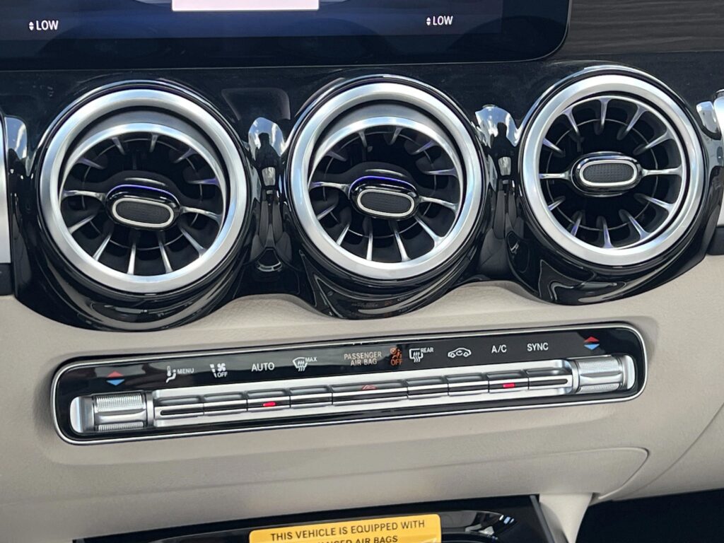 2025 Mercedes-Benz GLB GLB 250