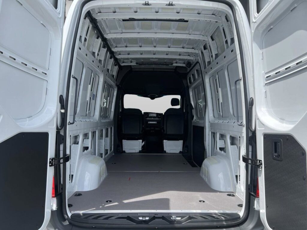 2025 Mercedes-Benz Sprinter Cargo Van 2500