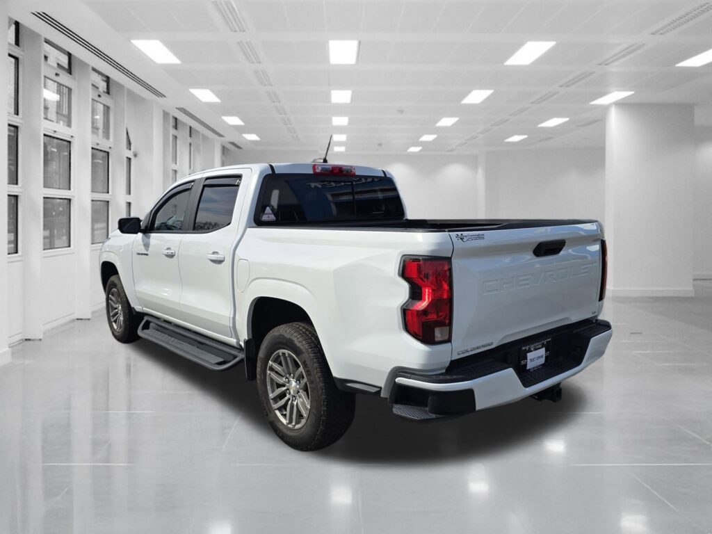 2024 Chevrolet Colorado 2WD LT