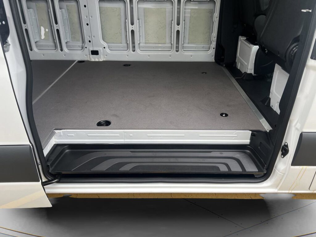 2025 Mercedes-Benz Sprinter Cargo Van 2500