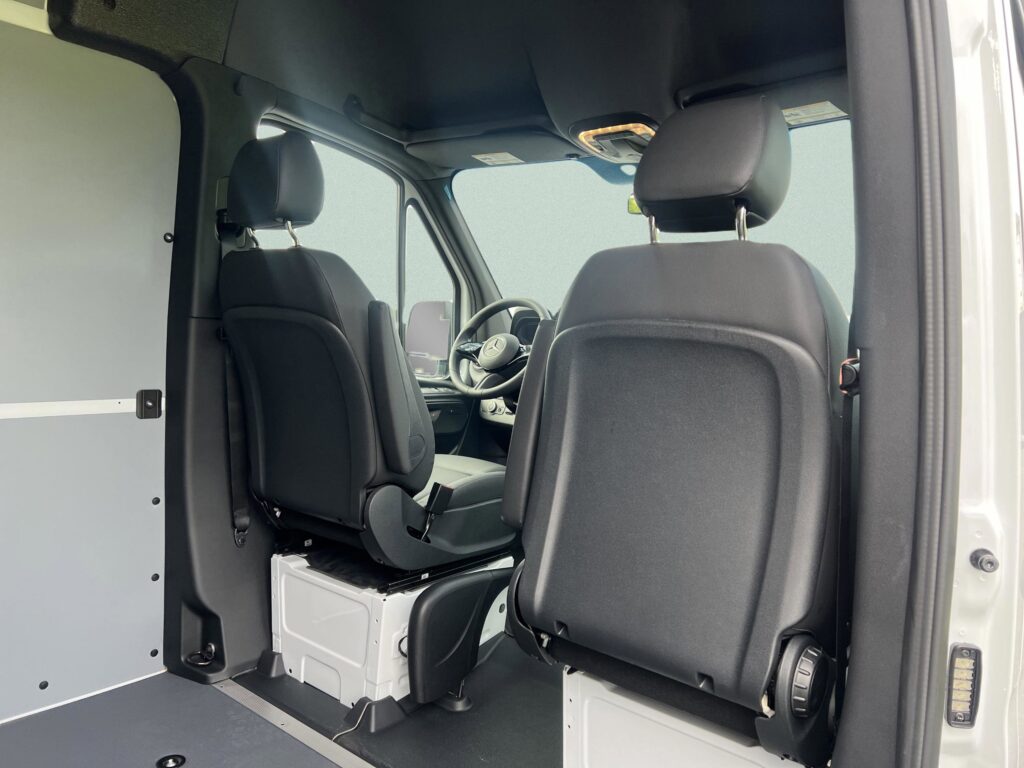 2025 Mercedes-Benz Sprinter Cargo Van 2500