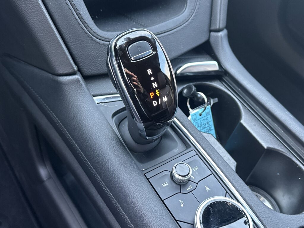 2023 Cadillac XT6 FWD Premium Luxury