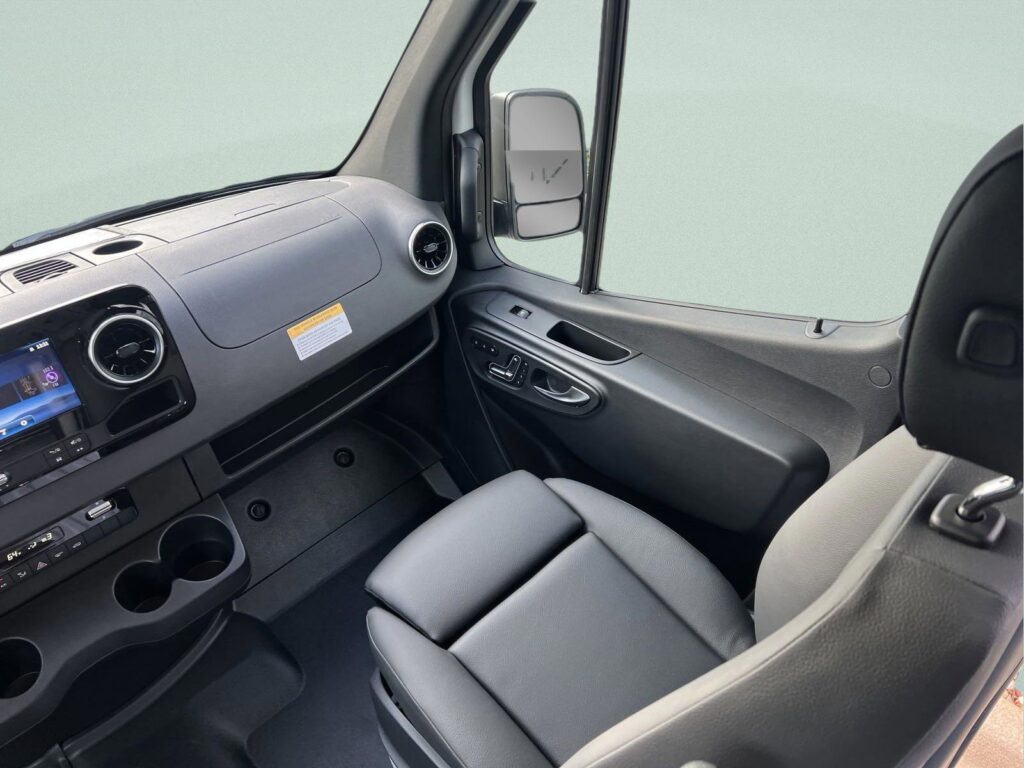 2025 Mercedes-Benz Sprinter Cargo Van 2500