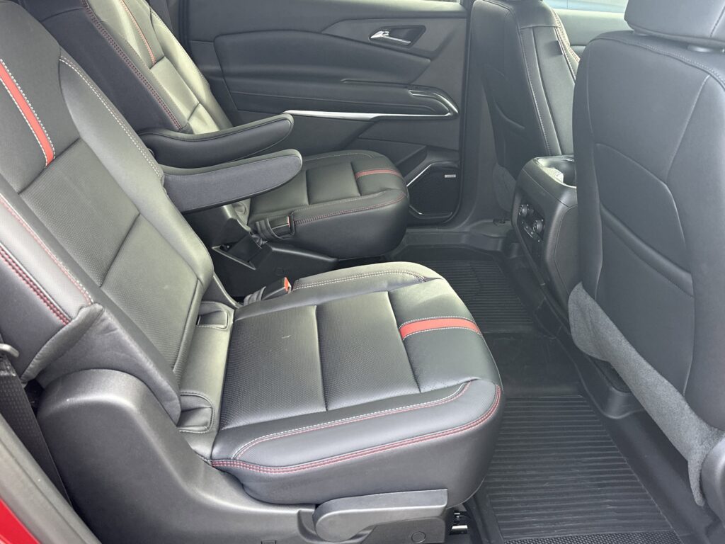 2026 Chevrolet Traverse FWD RS