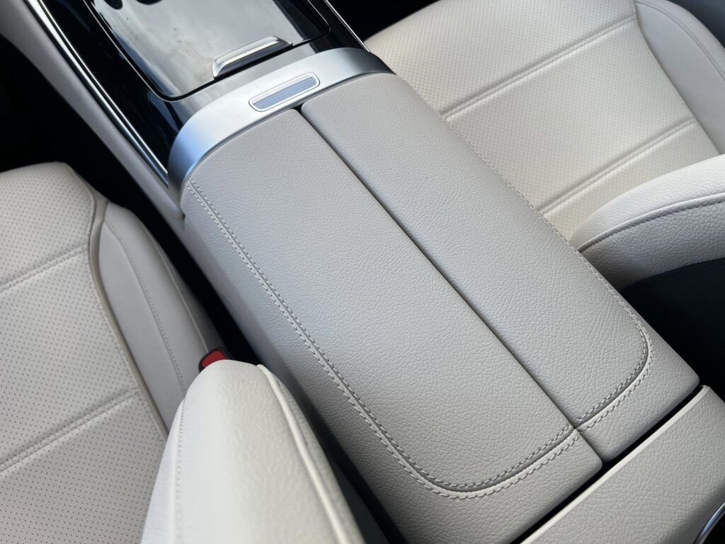 2025 Mercedes-Benz GLC GLC 300