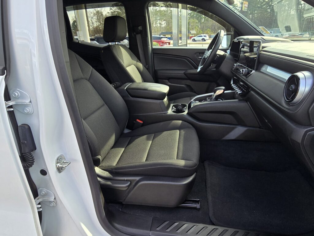 2024 Chevrolet Colorado 2WD LT