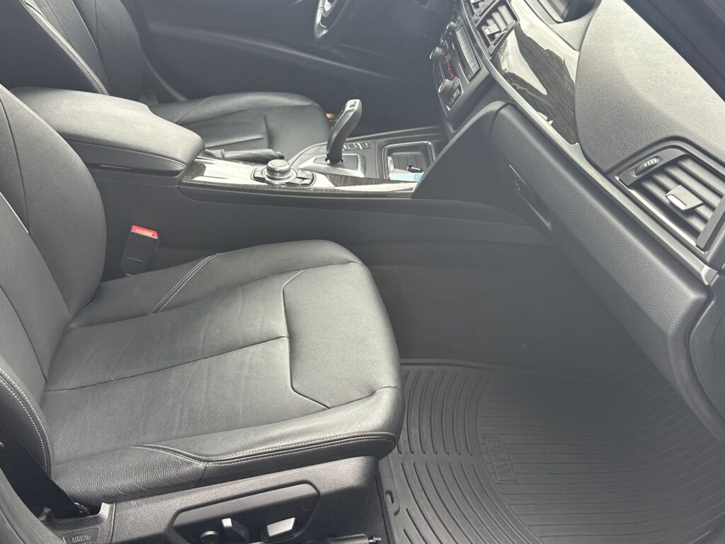 2013 BMW 3 Series 328i