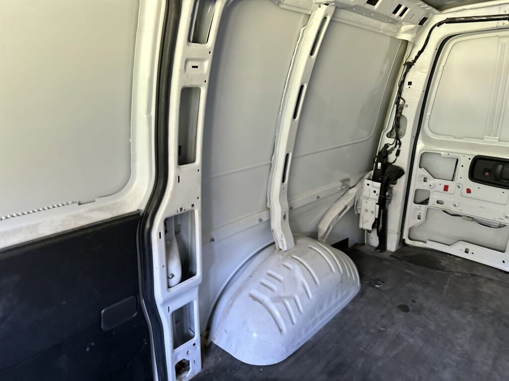2023 GMC Savana Cargo Van
