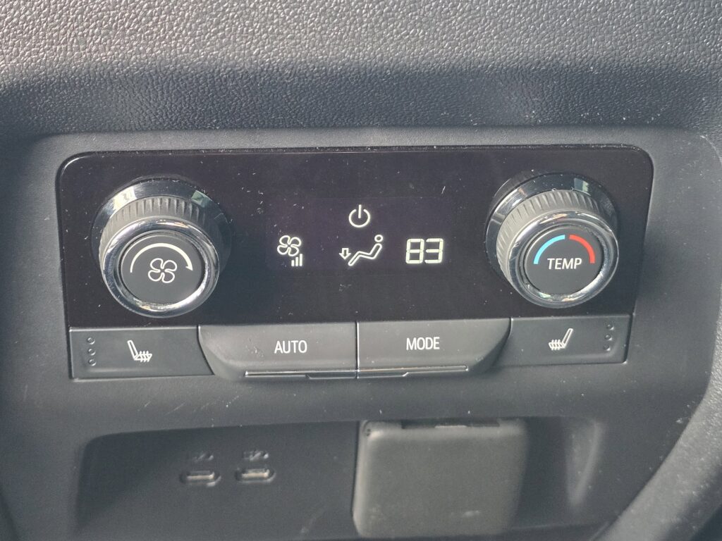 2024 Chevrolet Traverse FWD RS