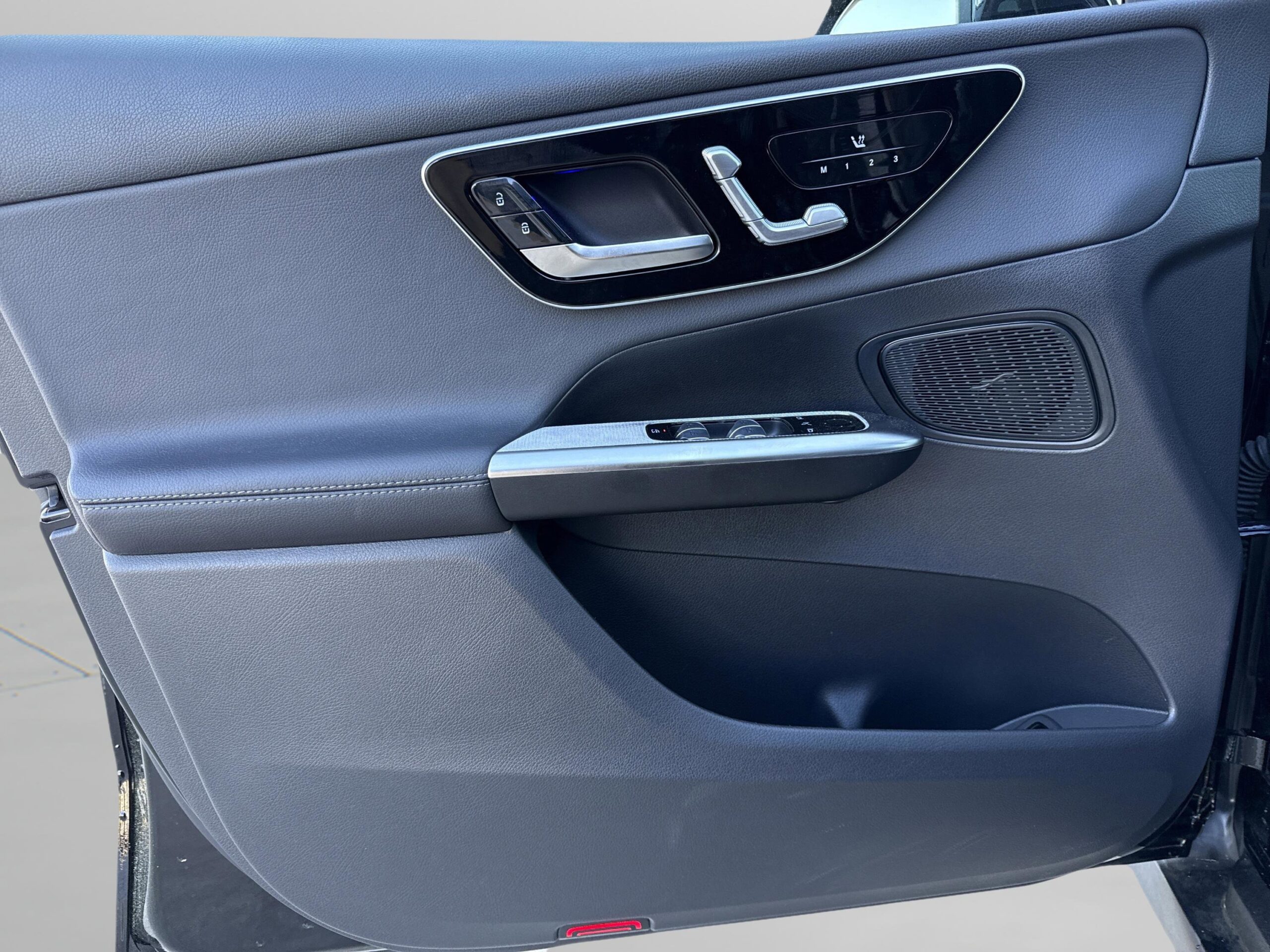 2025 Mercedes-Benz GLC GLC 300