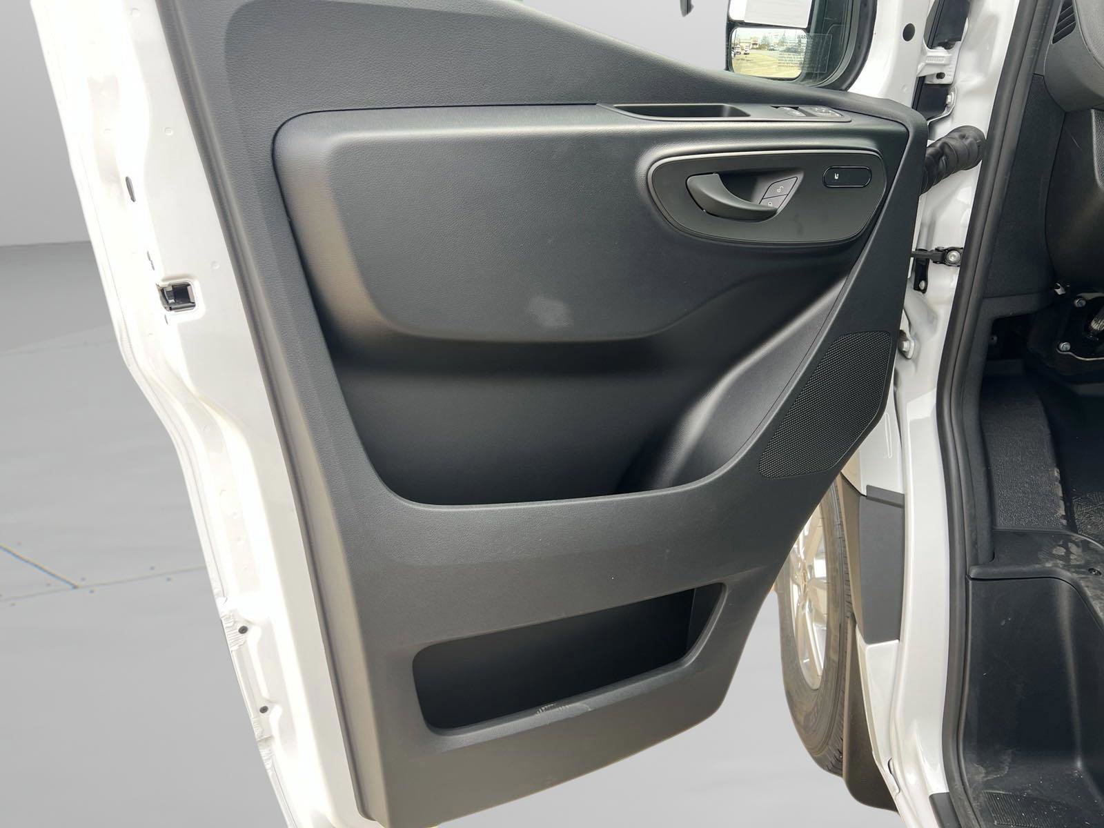 2024 Mercedes-Benz Sprinter Cargo Van LEONARD OUTFITTER 2500