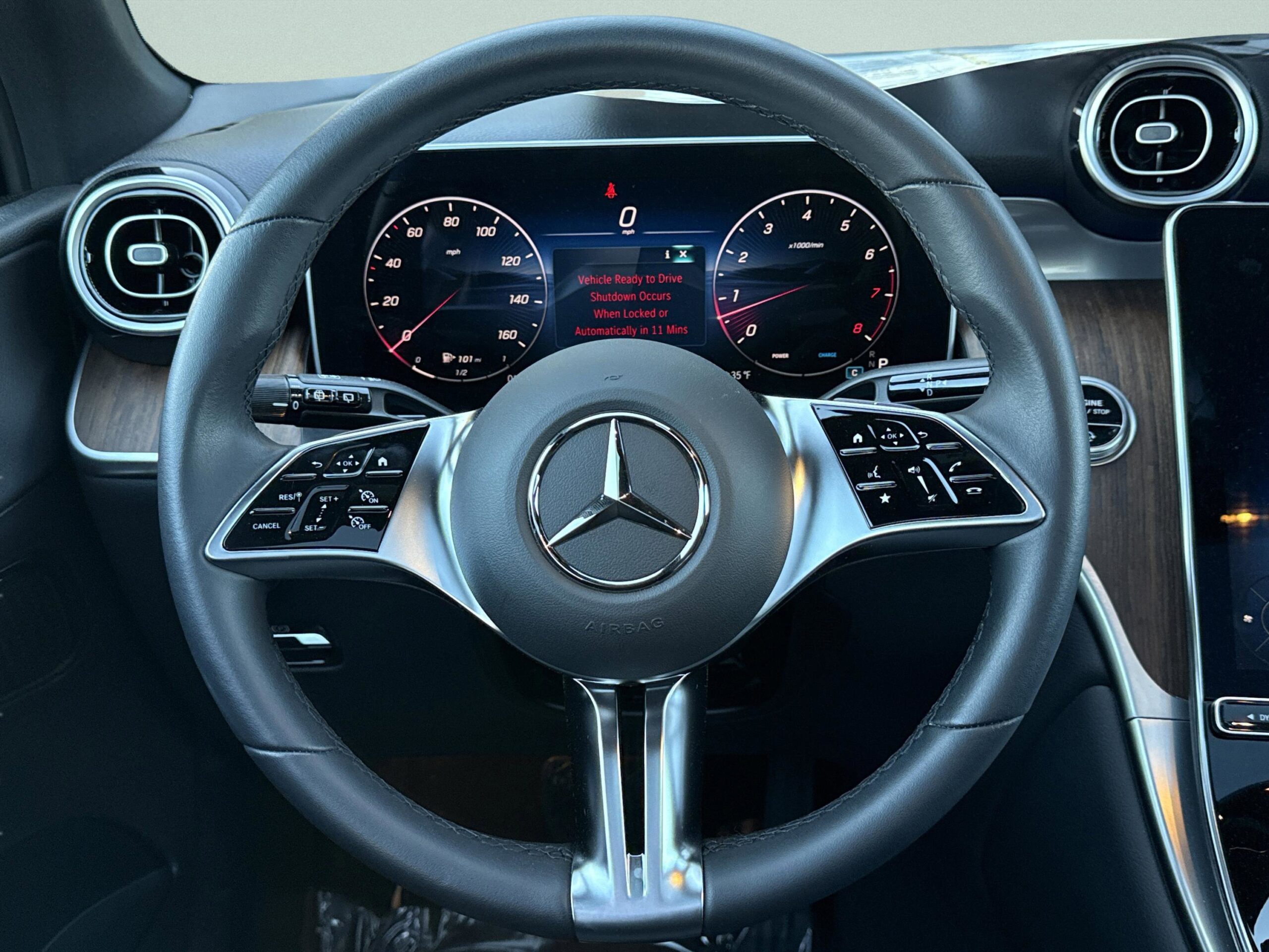 2025 Mercedes-Benz GLC GLC 300
