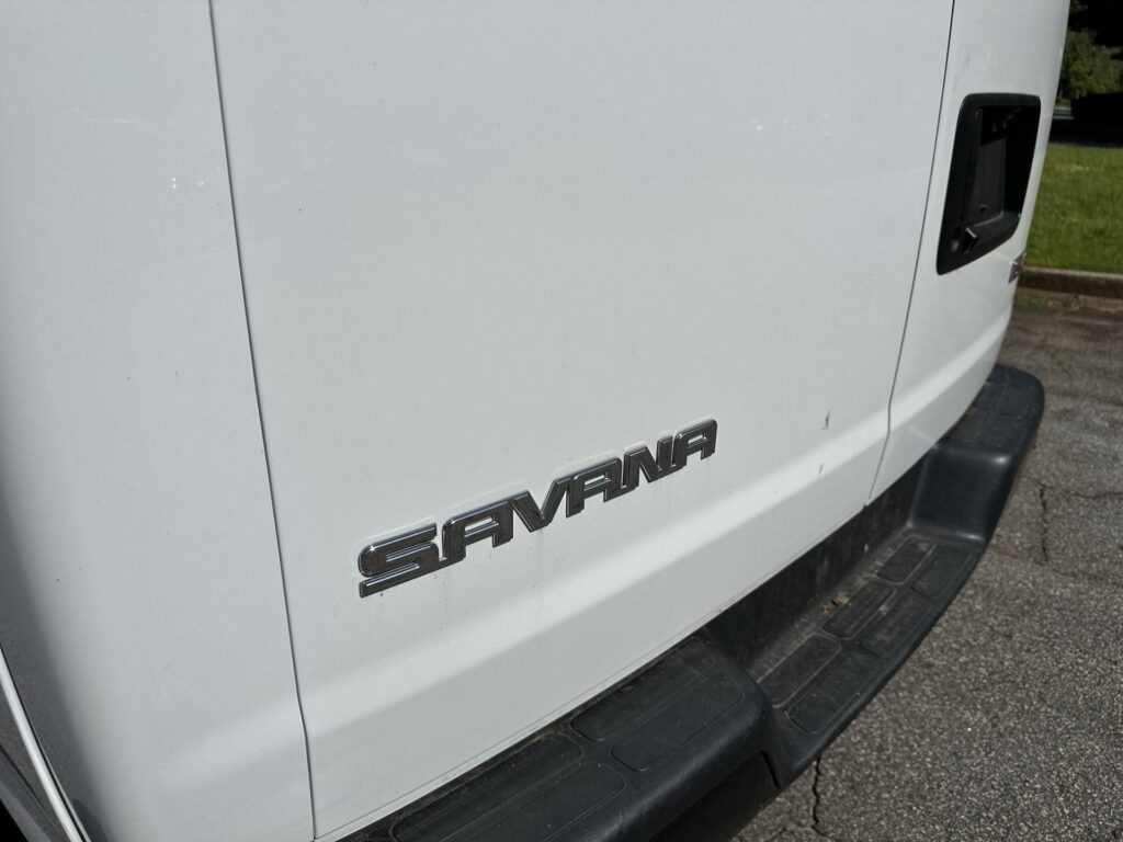 2023 GMC Savana Cargo Van