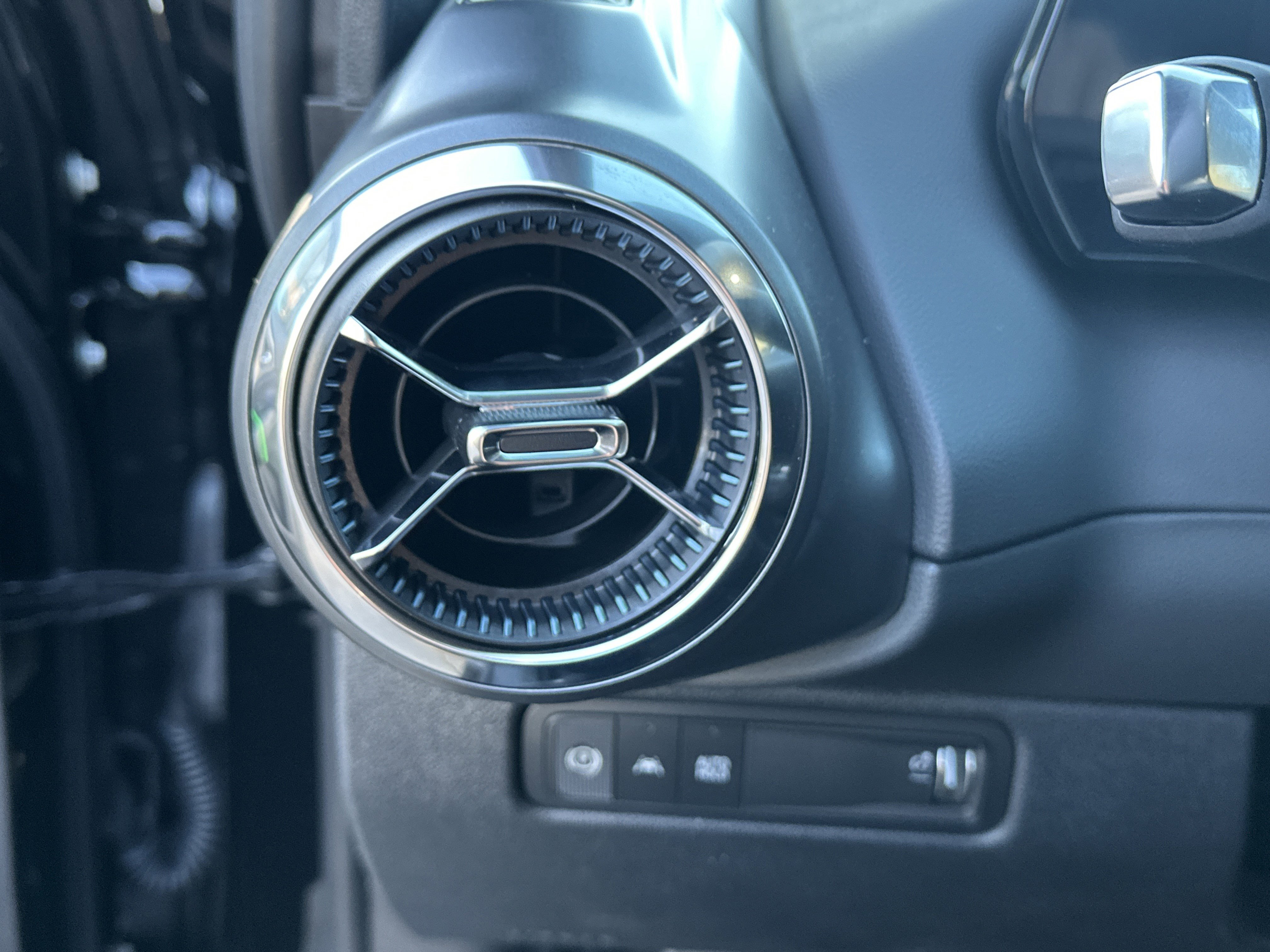 2026 Chevrolet Equinox EV LT1 w/PCY