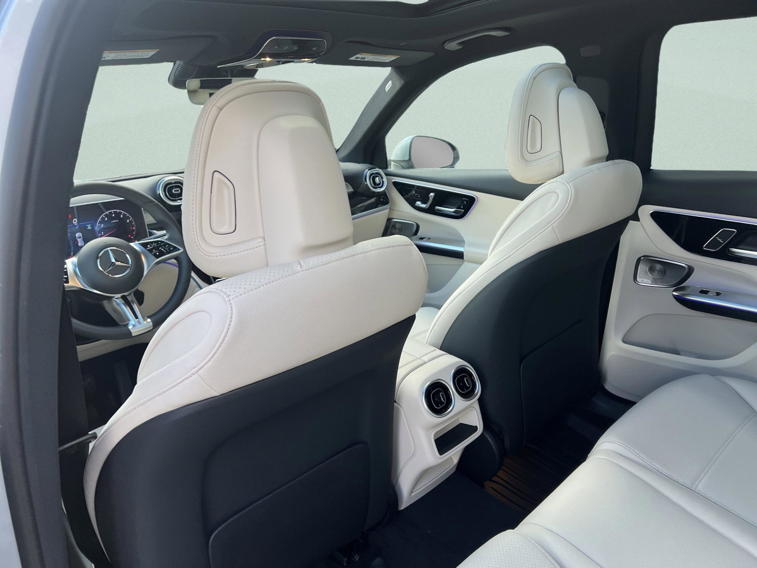 2025 Mercedes-Benz GLC GLC 300