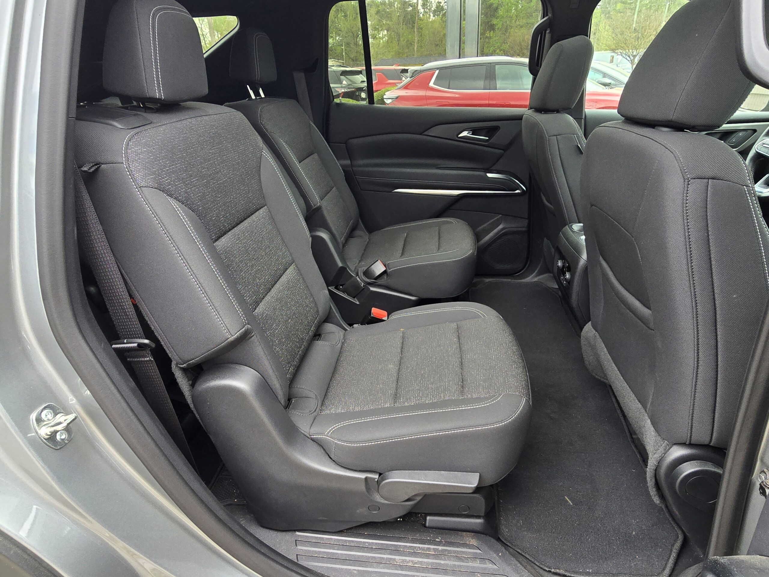 2024 Chevrolet Traverse FWD LT