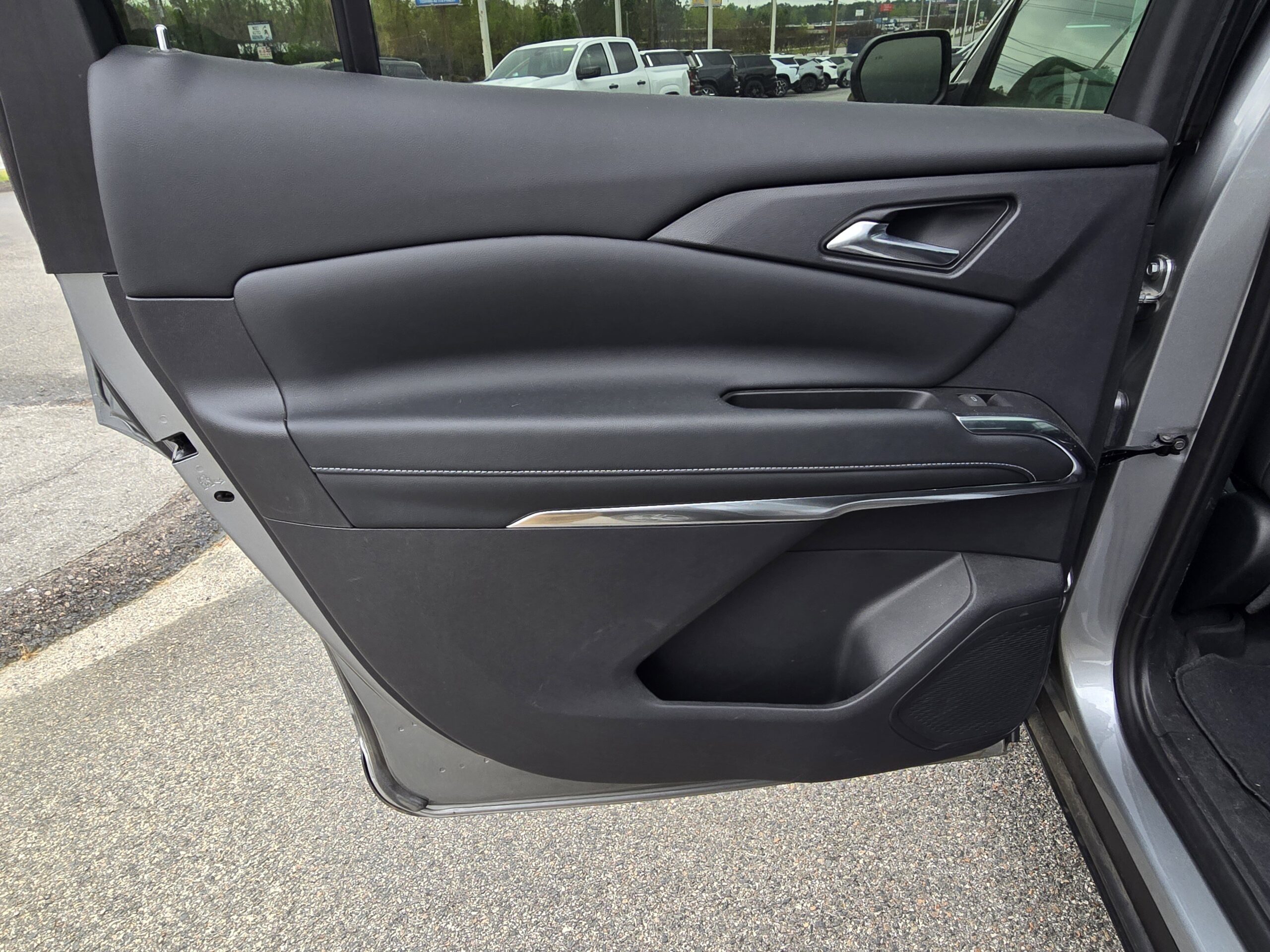 2024 Chevrolet Traverse FWD LT