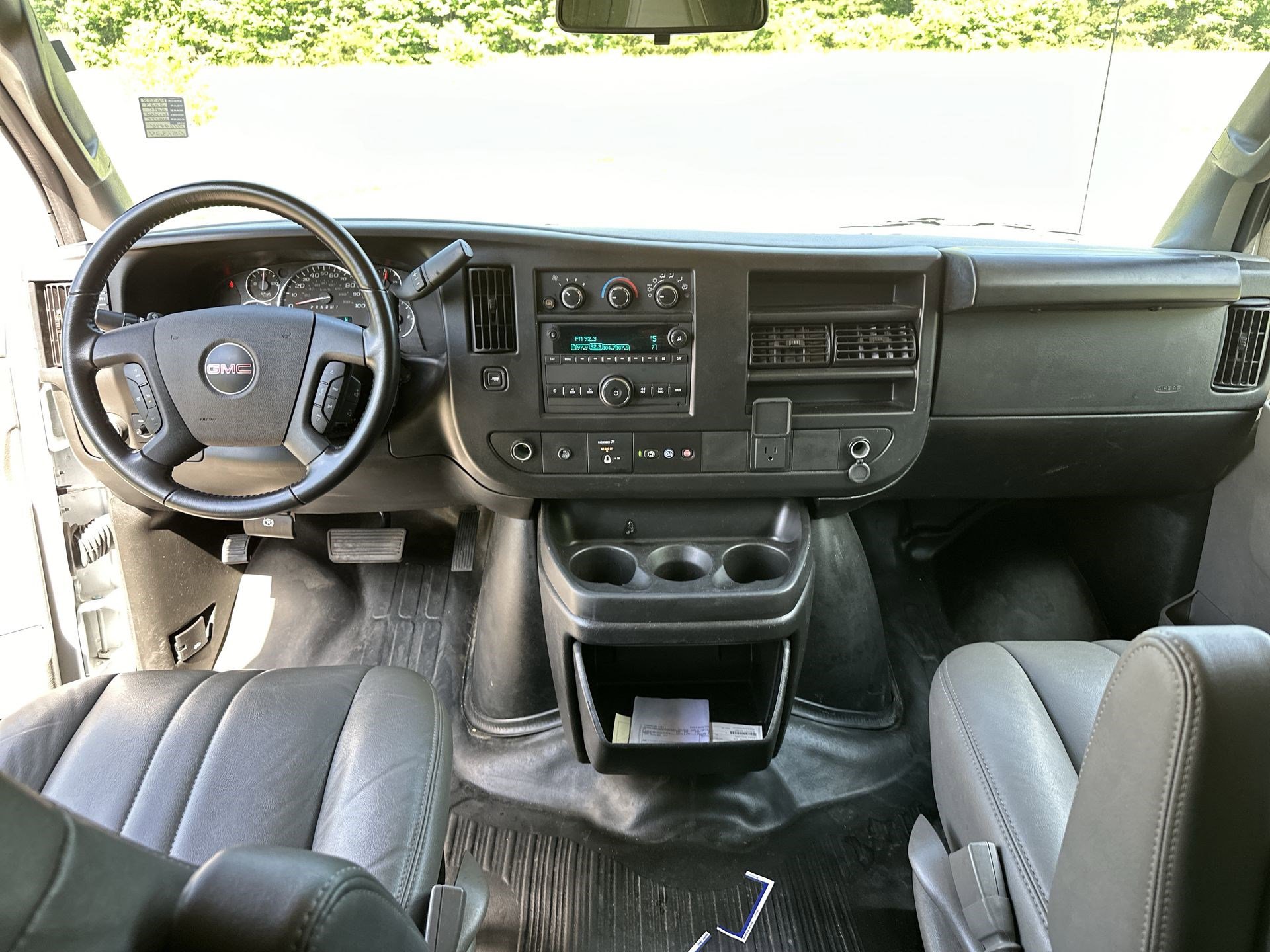 2023 GMC Savana Cargo Van