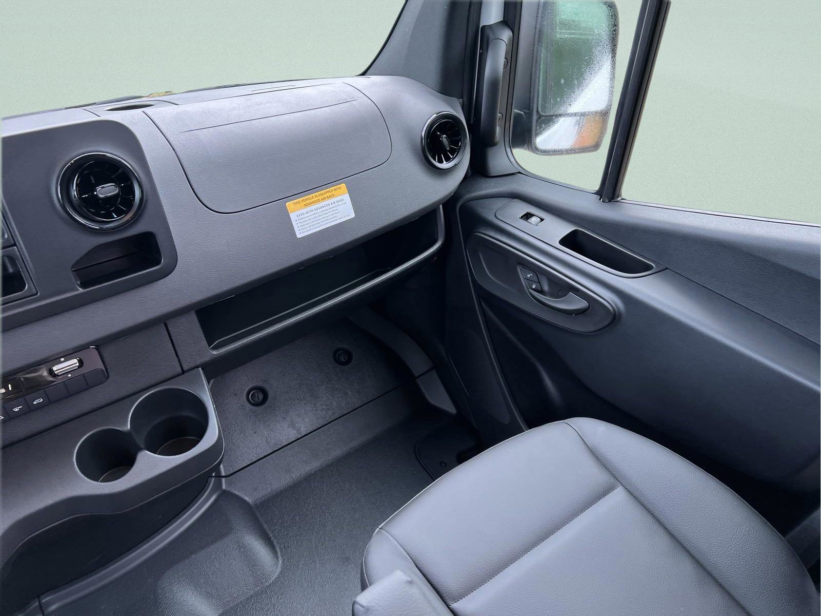 2025 Mercedes-Benz Sprinter Cargo Van 2500
