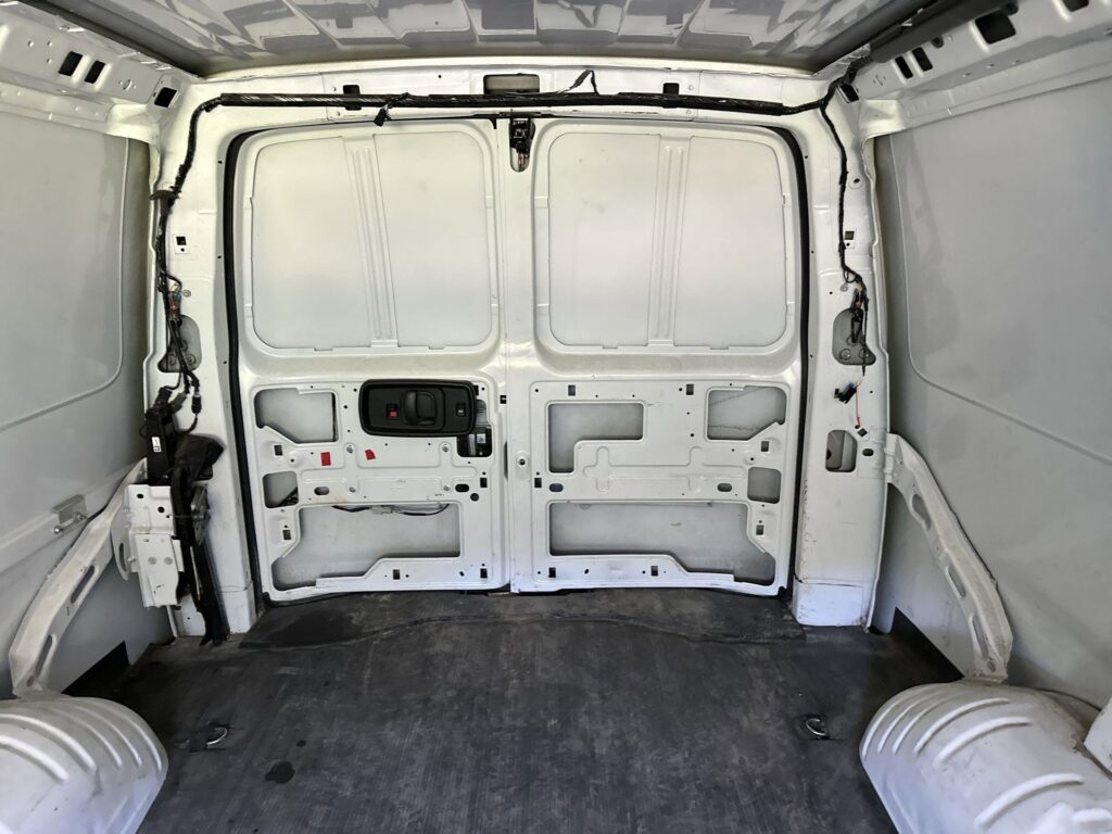 2023 GMC Savana Cargo Van