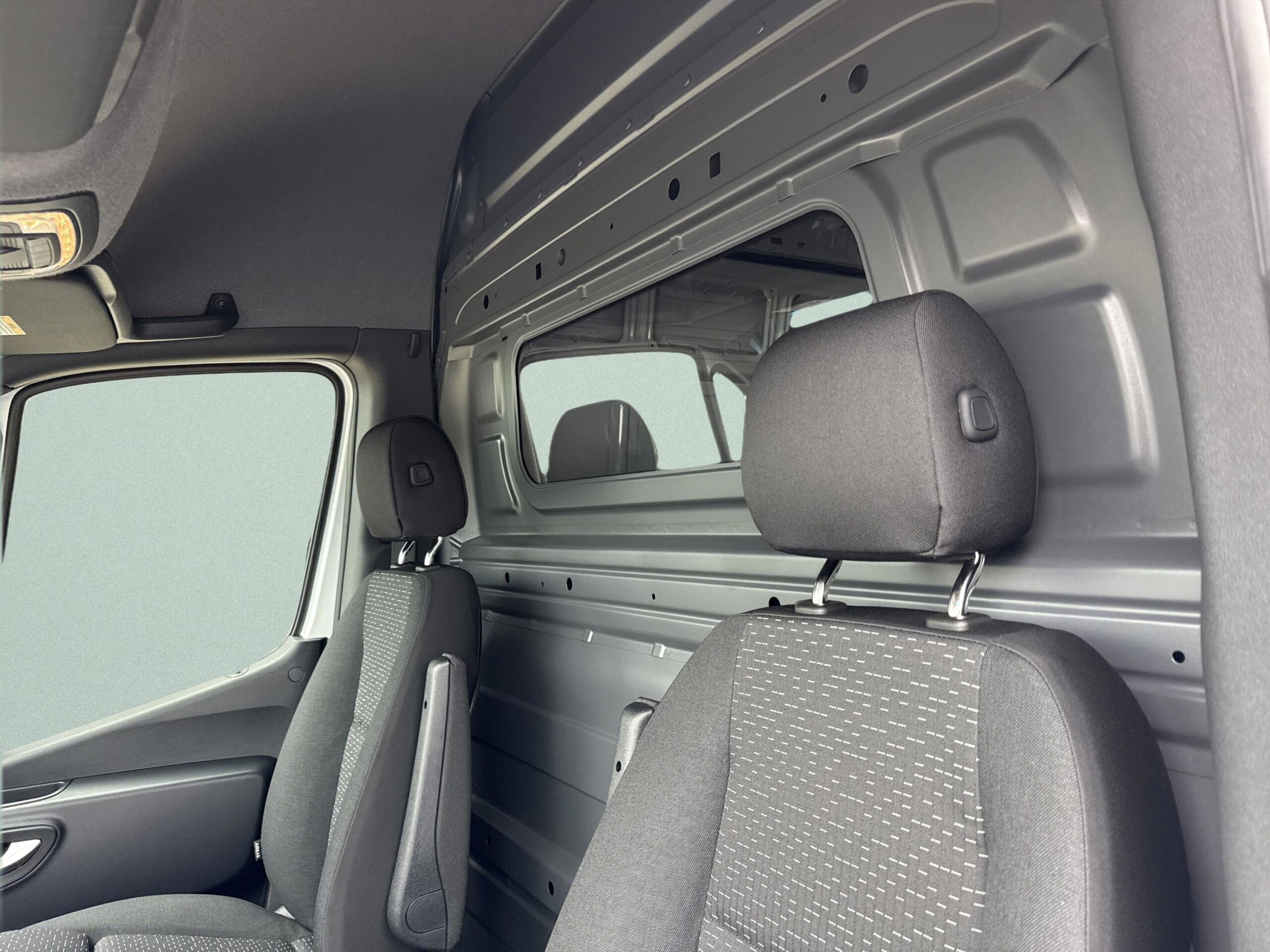 2025 Mercedes-Benz Sprinter Cargo Van 2500