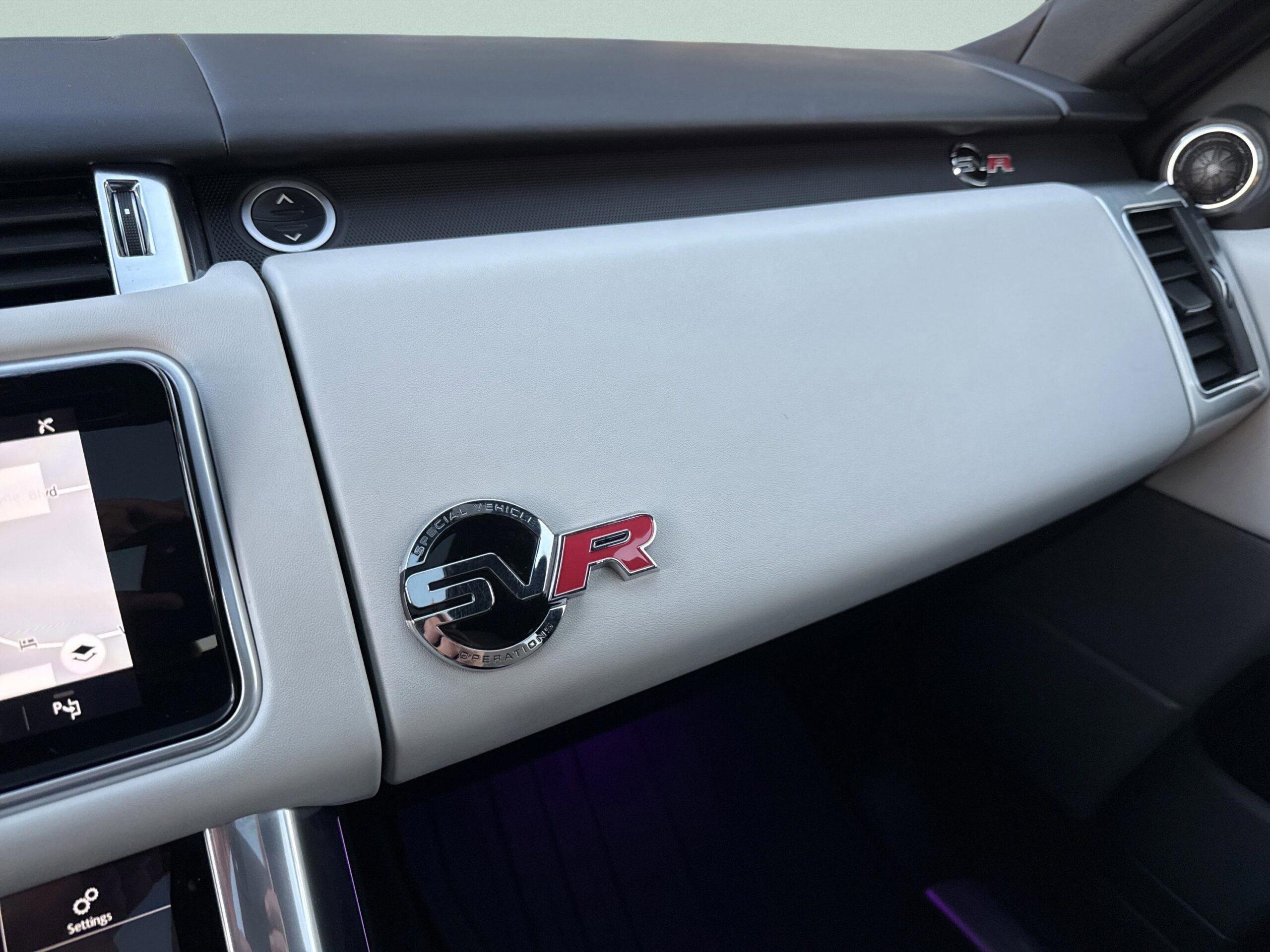 2021 Land Rover Range Rover Sport SVR